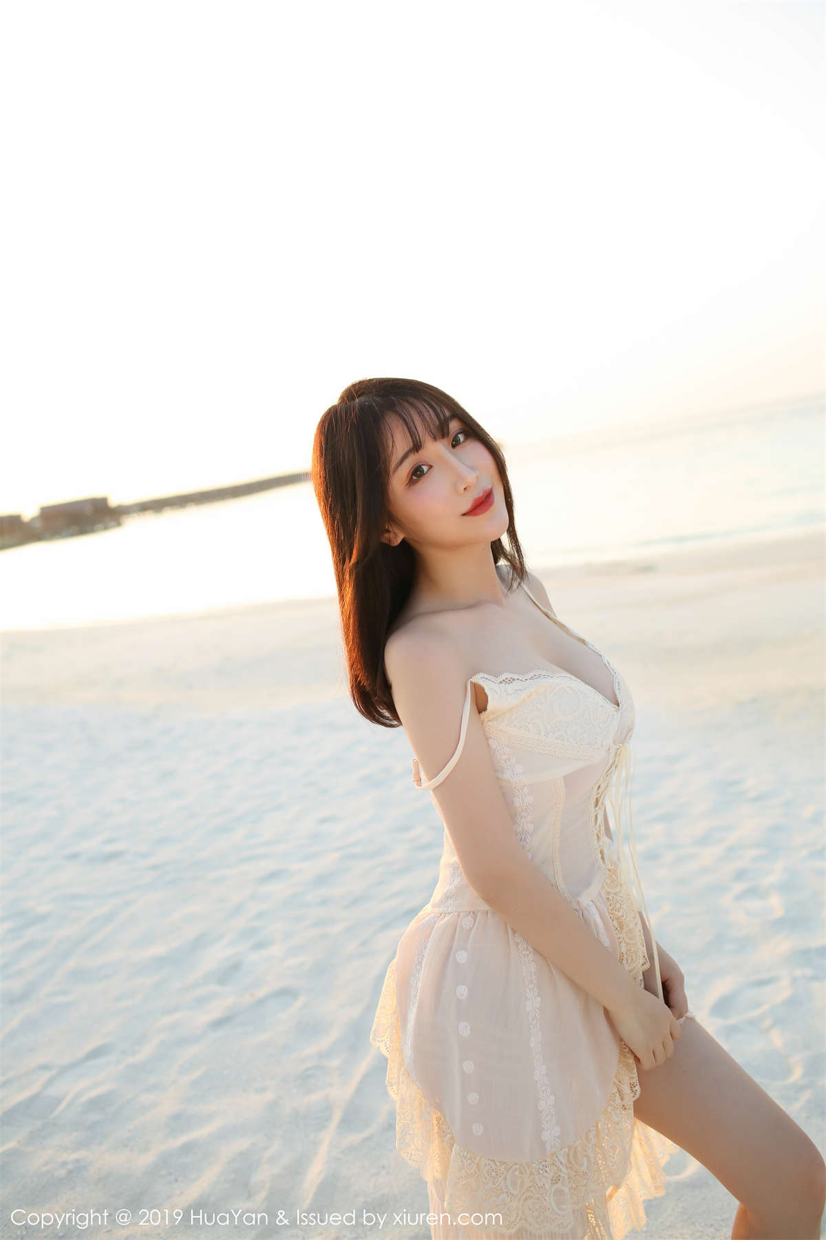 HuaYan花の颜 2019.06.24 VOL.068 绯月樱-Cherry-日更街拍