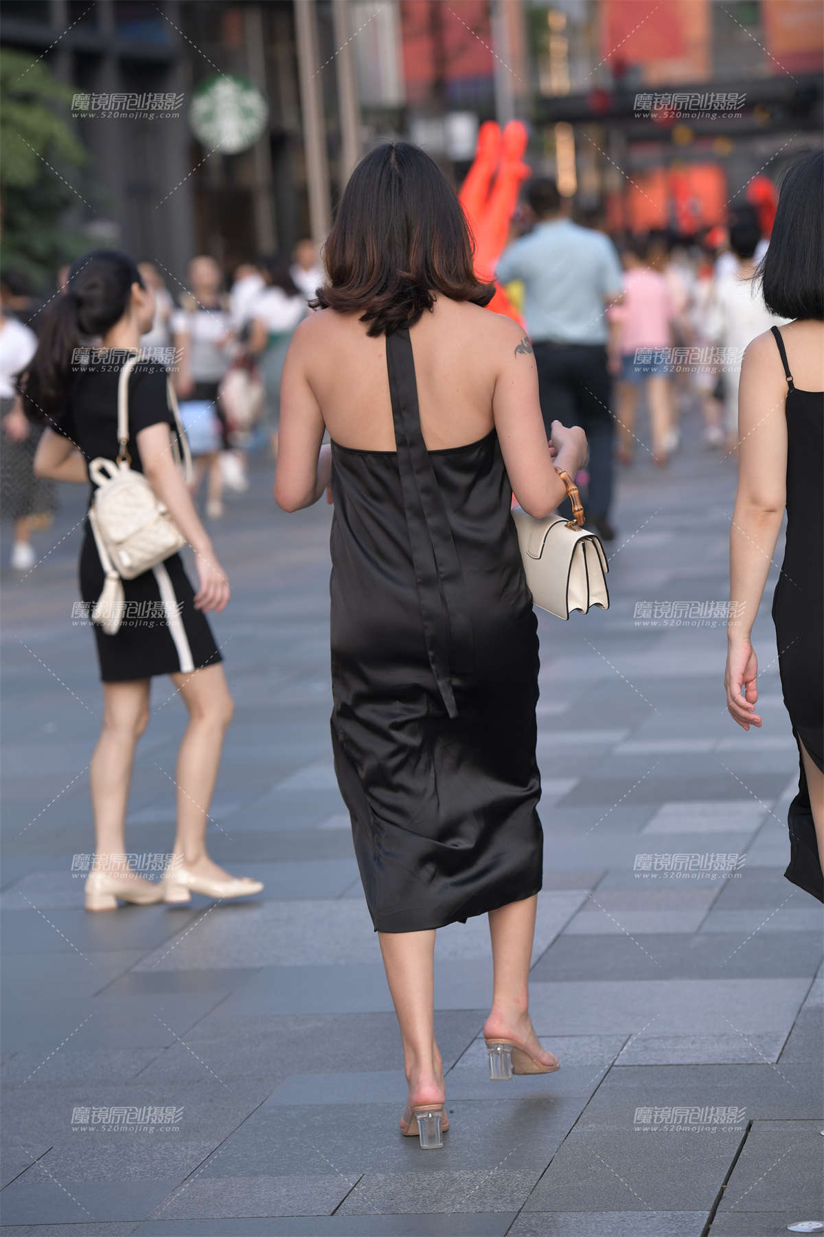 图片[2]-【慕容笙赛贴】吃东西的美女__-日更街拍