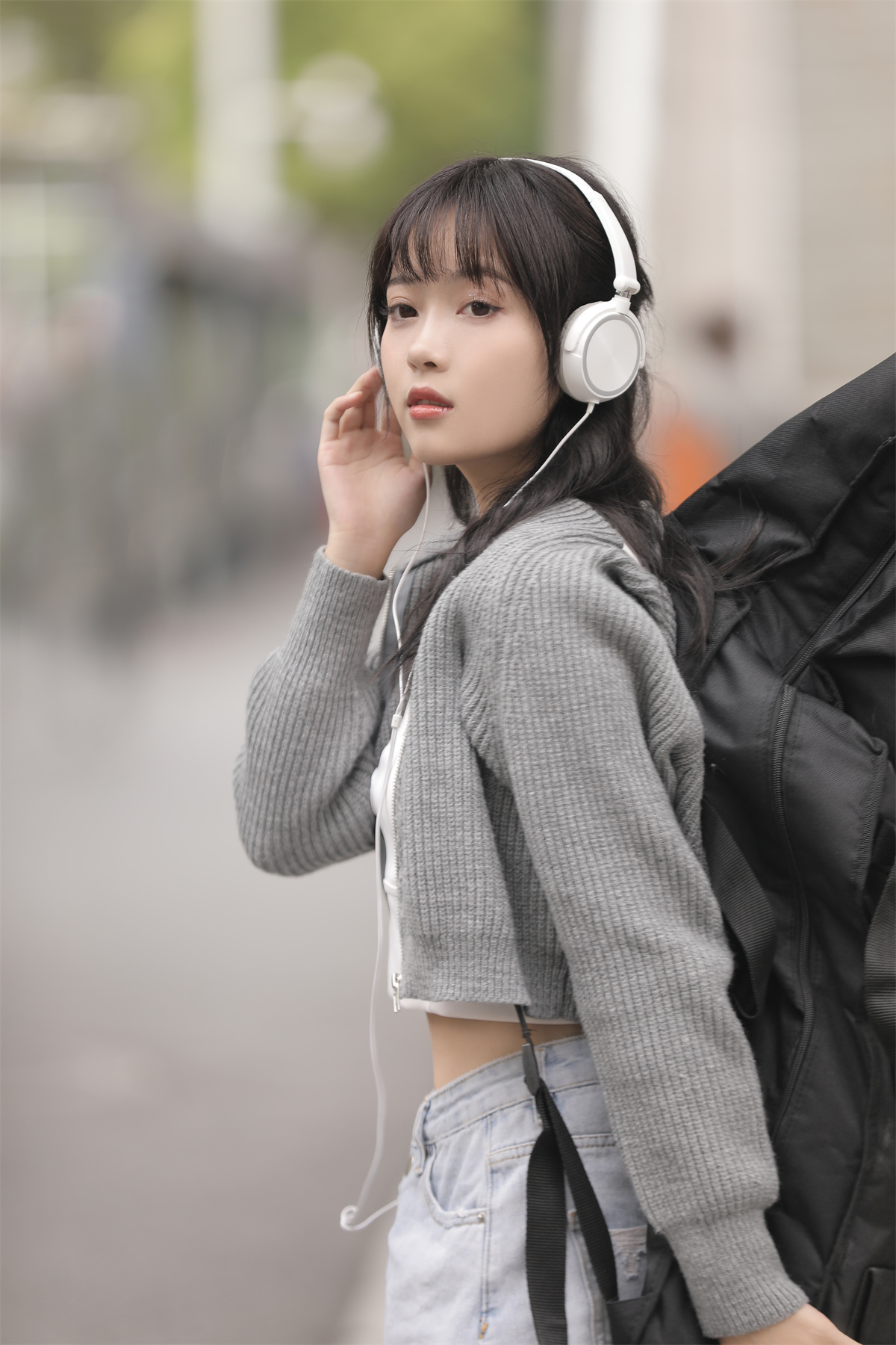 YITUYU艺图语 2022.10.02 风居住的街道 小薇人儿插图1