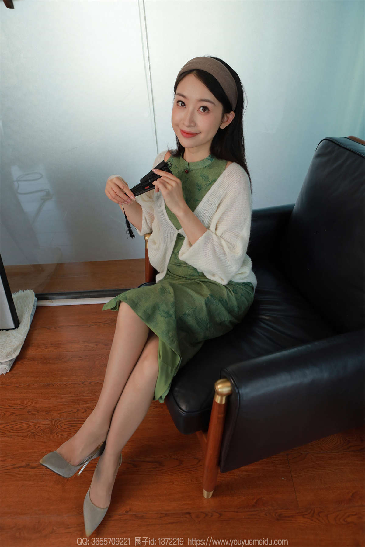 IESS异思趣向 2024.12.08 丝享家1918：小婕 一抹青黛-日更街拍
