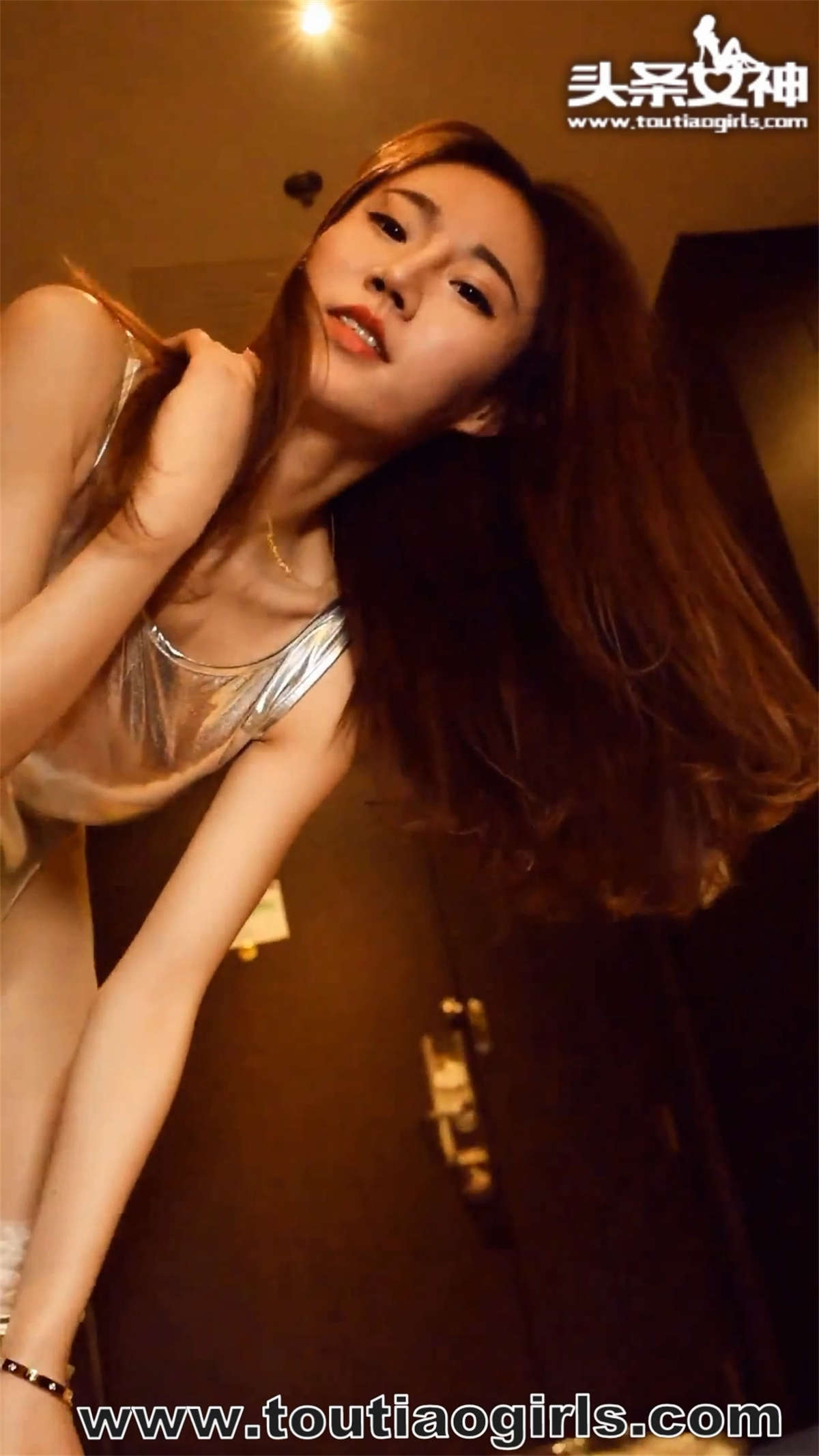 TouTiao头条女神 2017.03.09 樊安妮 女宠银娃花絮视频-日更街拍