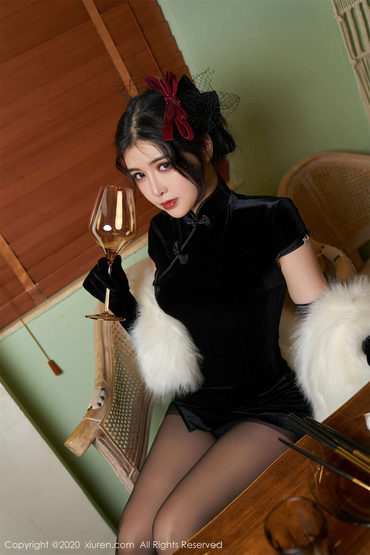 Xiuren秀人网 2020.10.19 NO.2669 韩静安-日更街拍