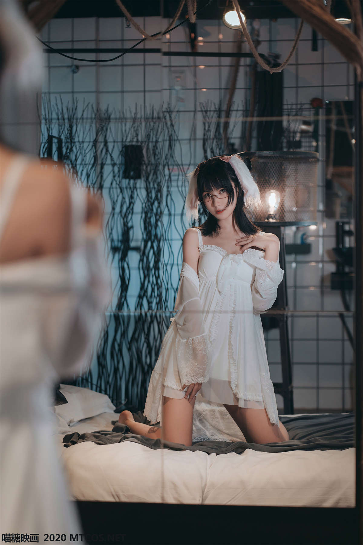 图片[2]-喵糖映画 VOL.139 白色私房睡裙-日更街拍