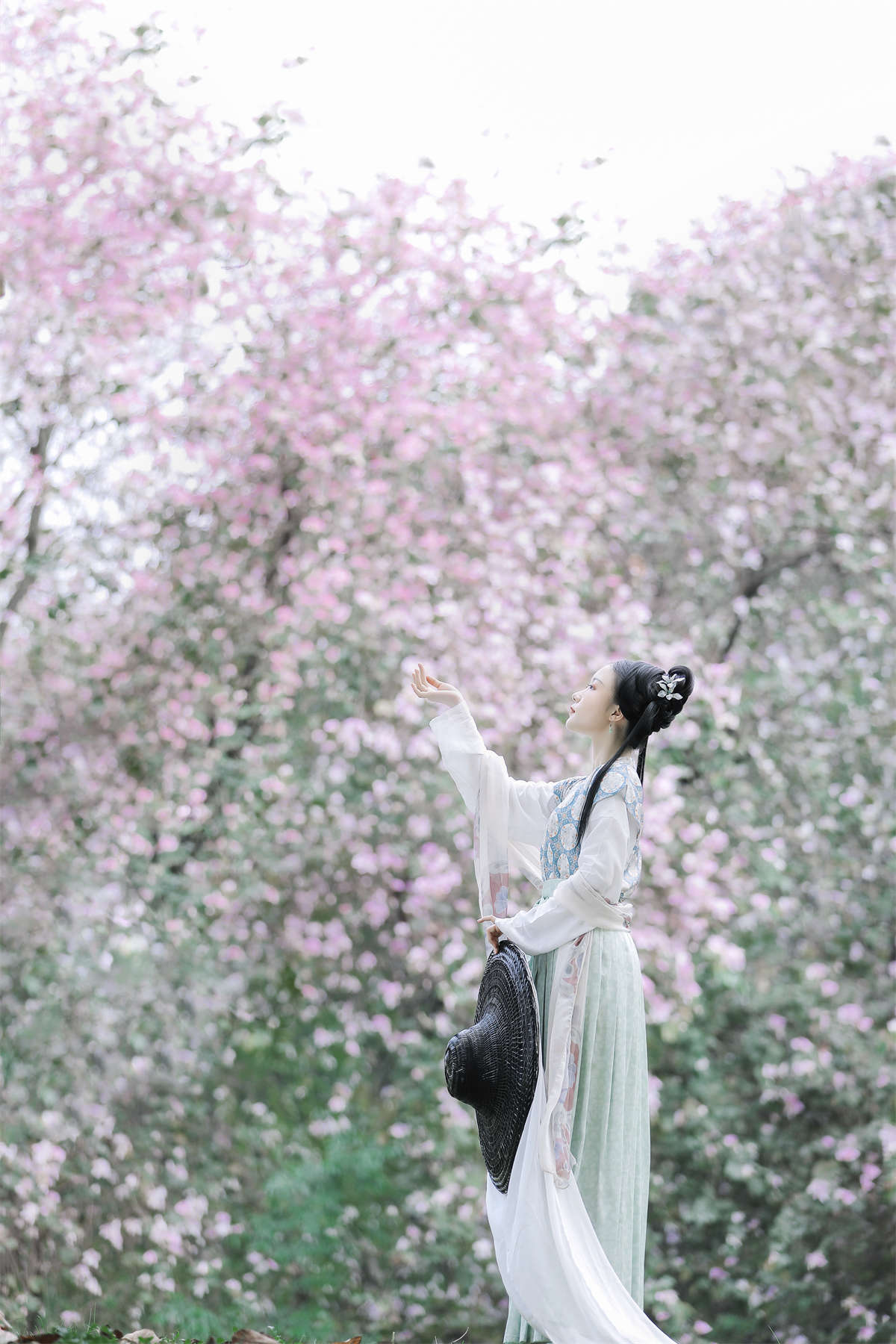 图片[2]-YITUYU艺图语 2022.04.25 春庭暮 涵涵-日更街拍