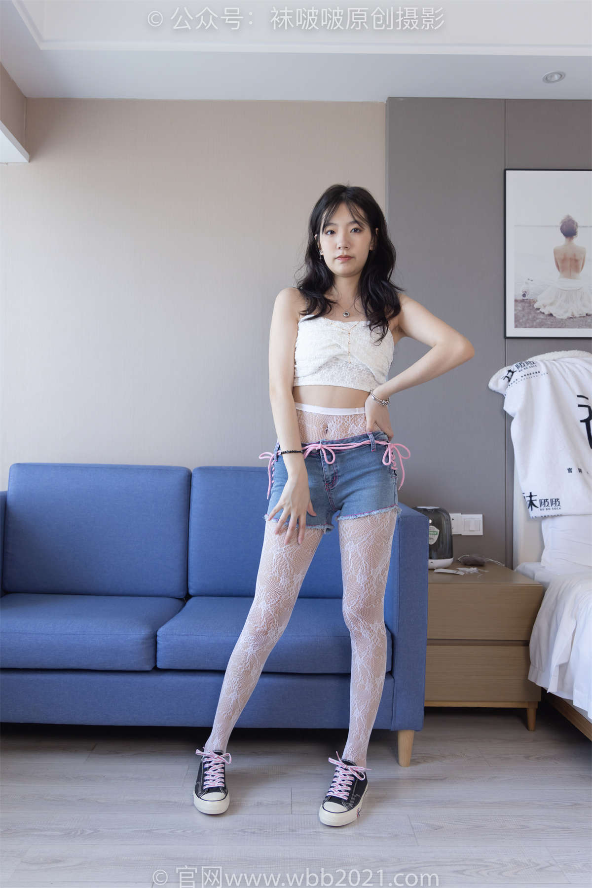 图片[2]-袜啵啵 No.231 小甜豆-板鞋、白色蕾丝袜、可拆卸牛仔裤、裤里丝 花絮版-日更街拍