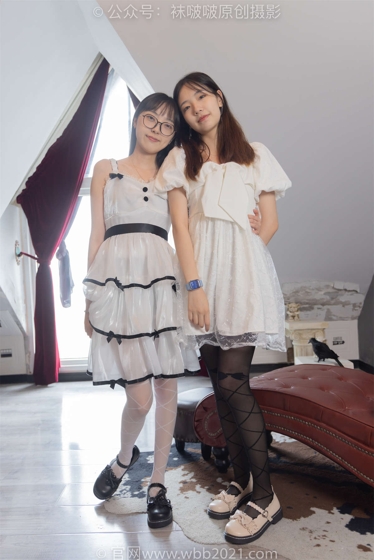 袜啵啵 No.290 小甜豆稚予-皮鞋、黑丝（脚尖加固款）、白丝（脚尖加固款）花絮版-日更街拍