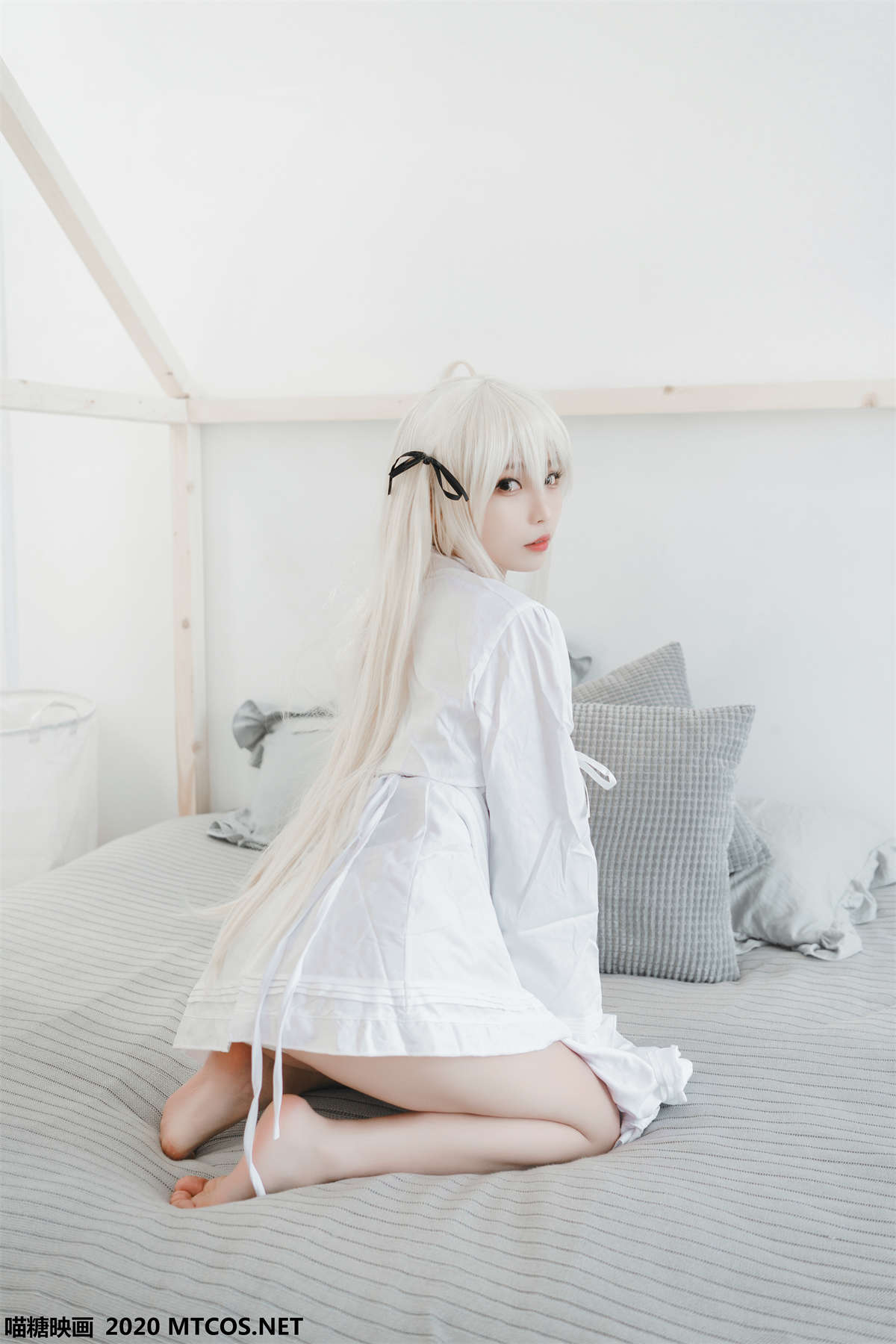 图片[2]-喵糖映画 VOL.140 白裙裸腿-日更街拍