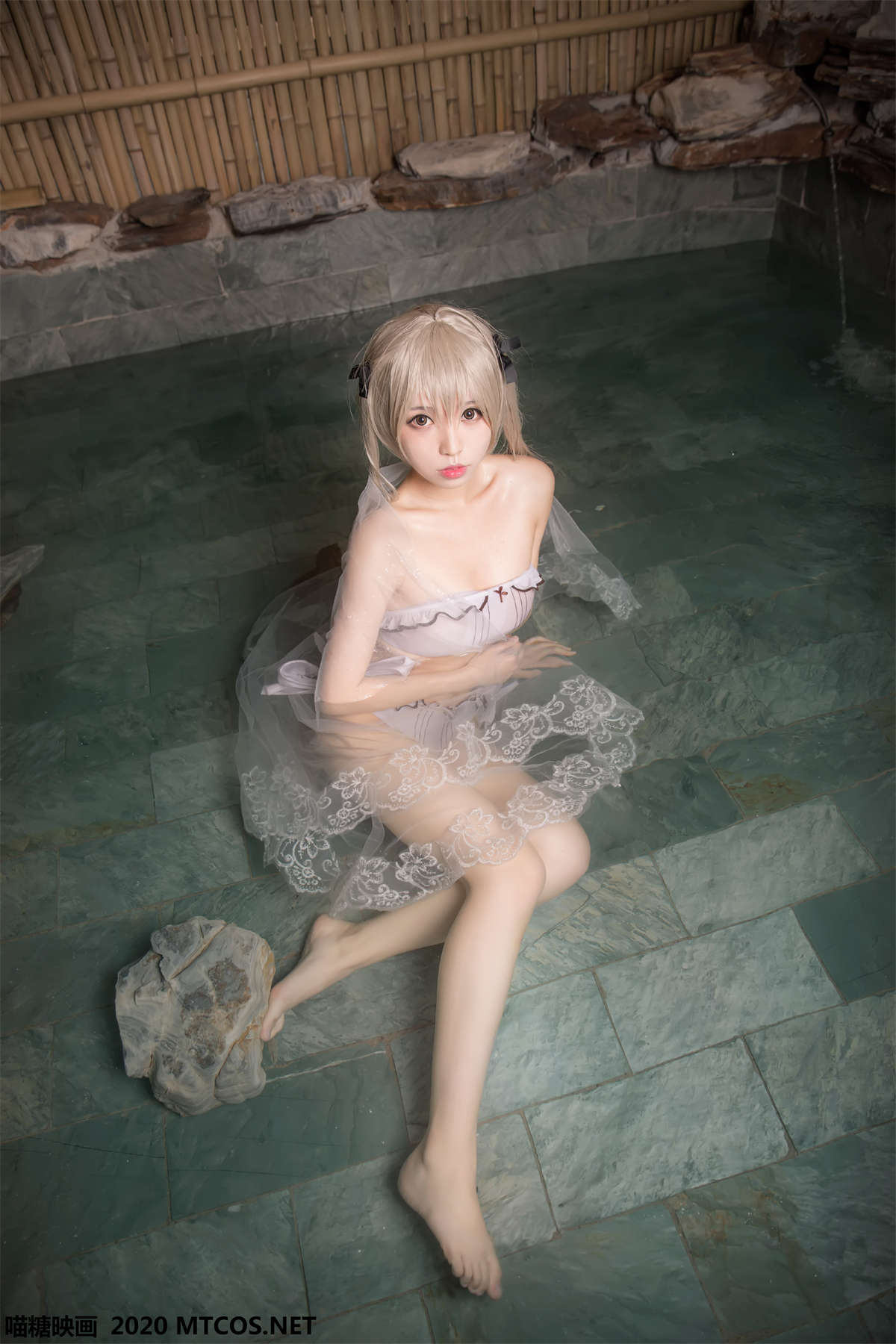 喵糖映画 VOL.141 和服之温泉-日更街拍