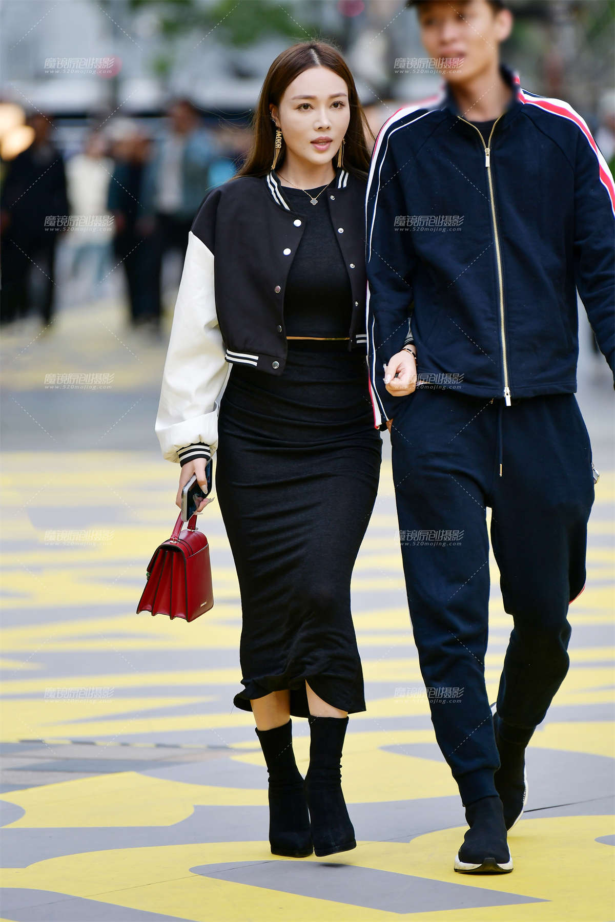 ★婀娜长裙美女-日更街拍