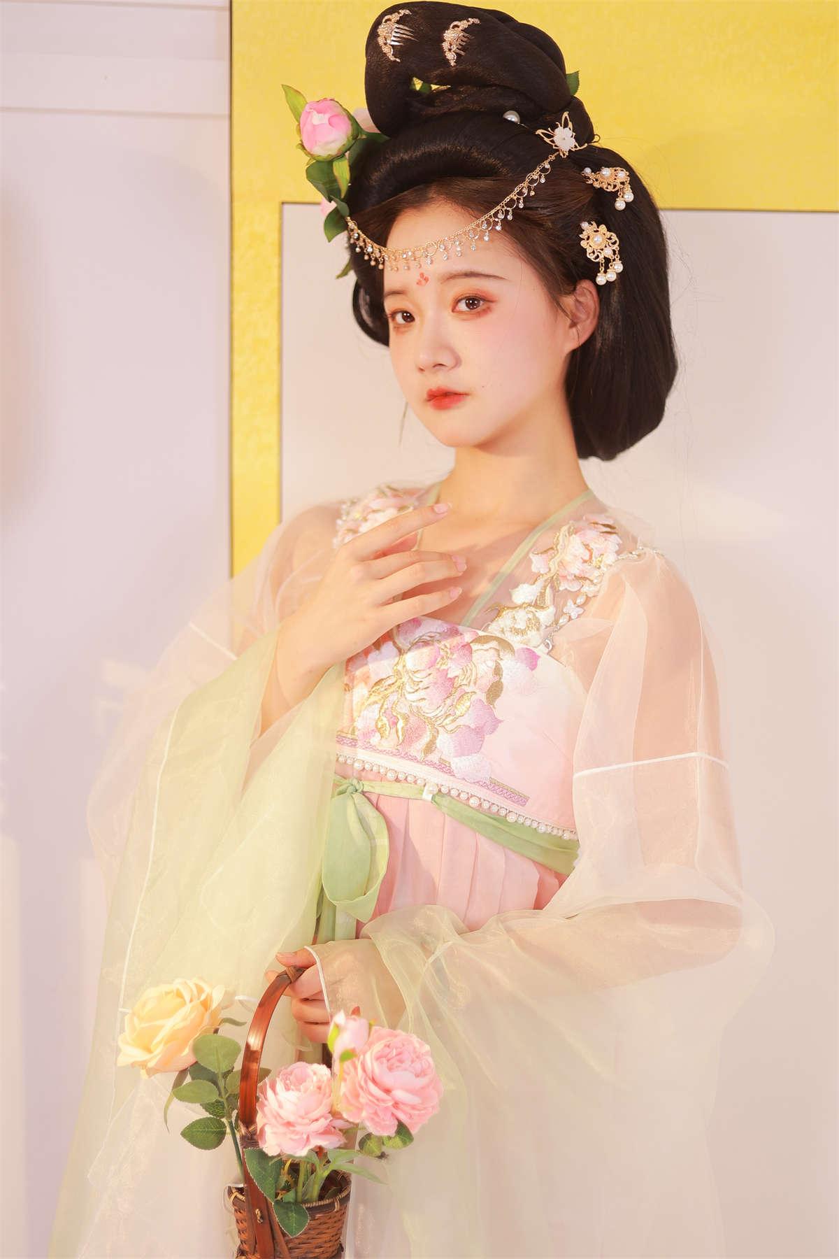 YITUYU艺图语 2023.06.30 仕女图 柚二白白-日更街拍