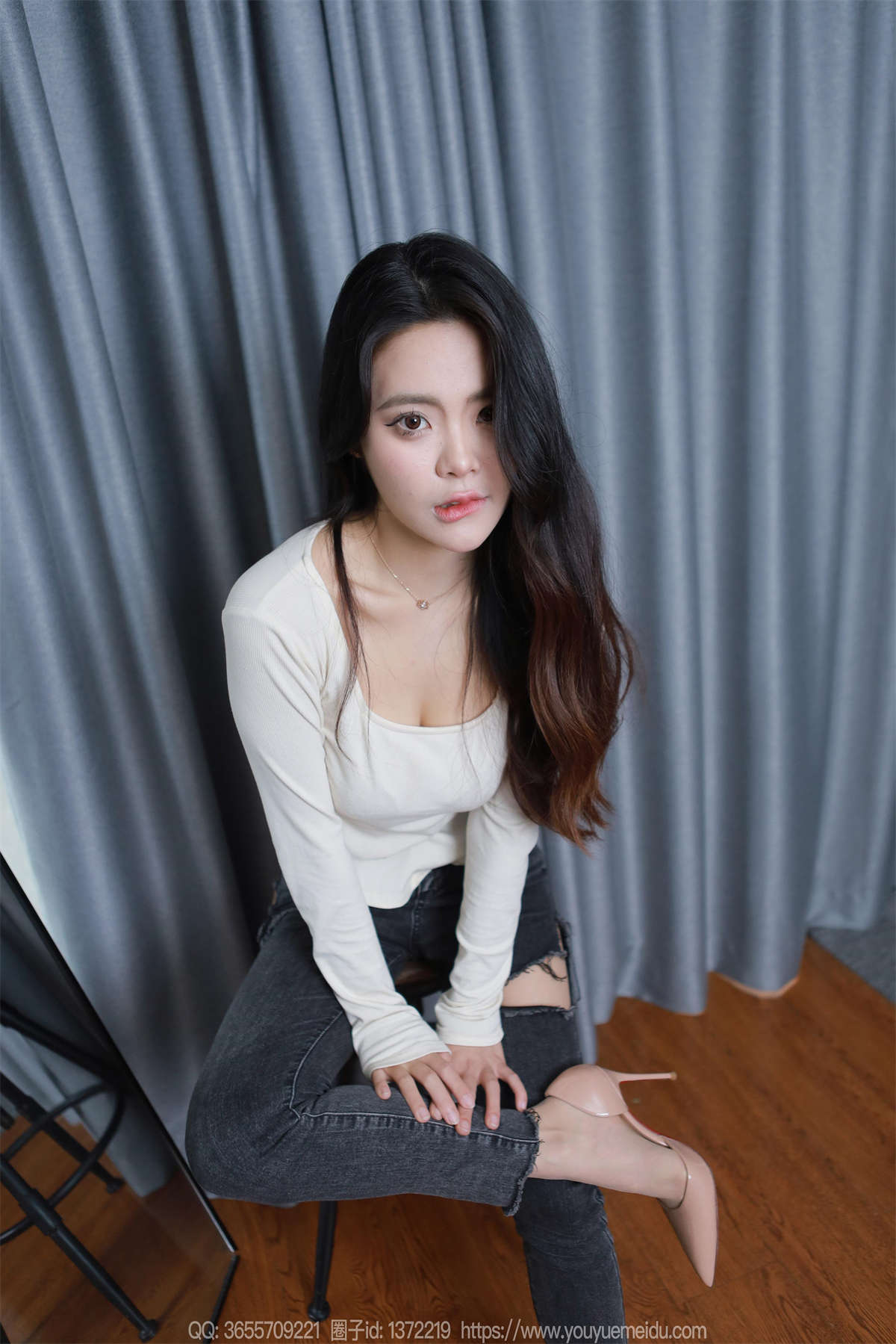 图片[2]-IESS异思趣向 2024.03.18 丝享家1692：兔兔 牛仔裤里丝-日更街拍