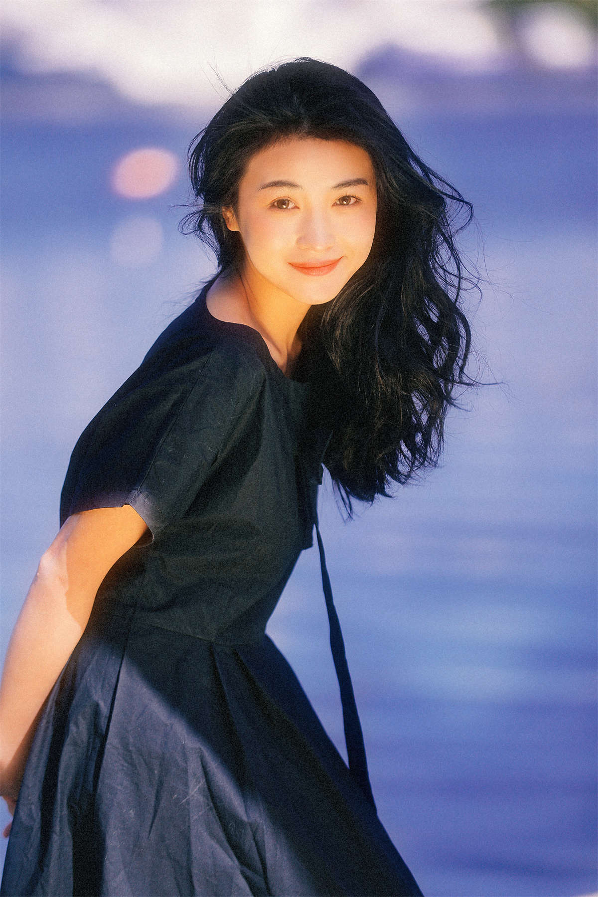 YITUYU艺图语 2023.01.05 在海边 黄开开呀插图1