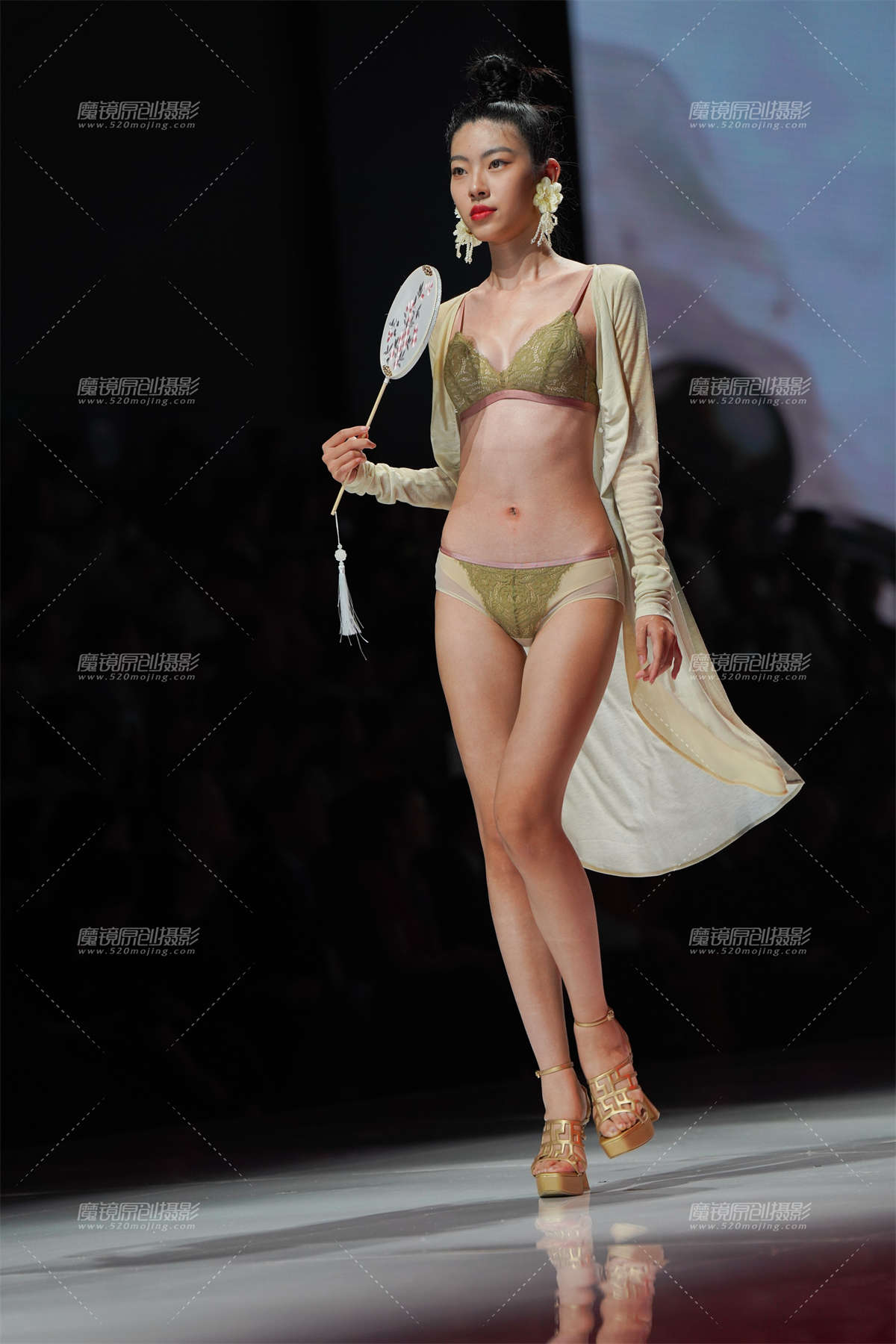 内衣秀-日更街拍