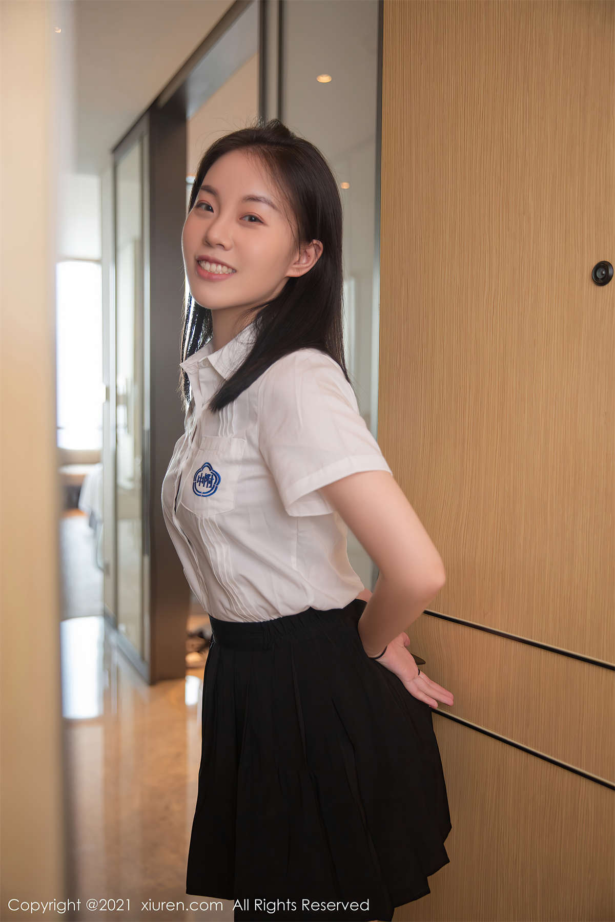 Xiuren秀人网 2021.10.12 NO.4049 一颗甜蛋黄a-日更街拍