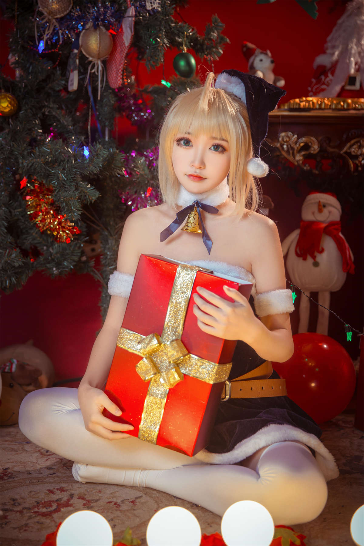 图片[2]-这个泡泡就是逊啦 阿尔托莉雅_圣诞贺-日更街拍