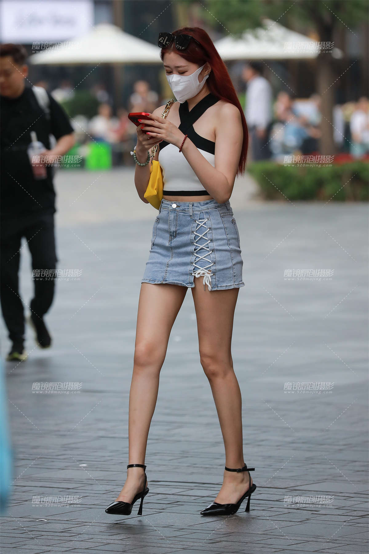 图片[2]-长腿高跟包臀裙美女-日更街拍