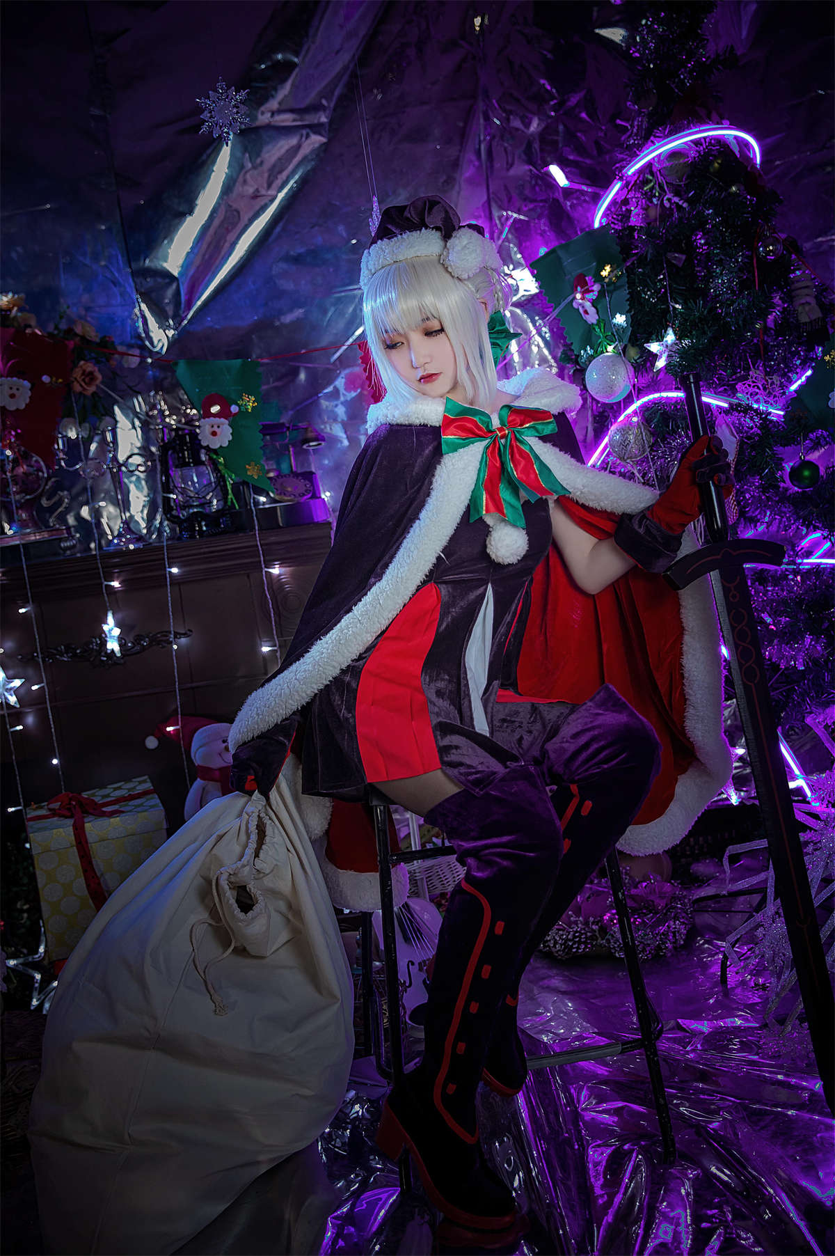 这个泡泡就是逊啦 阿尔托莉雅圣诞al-日更街拍