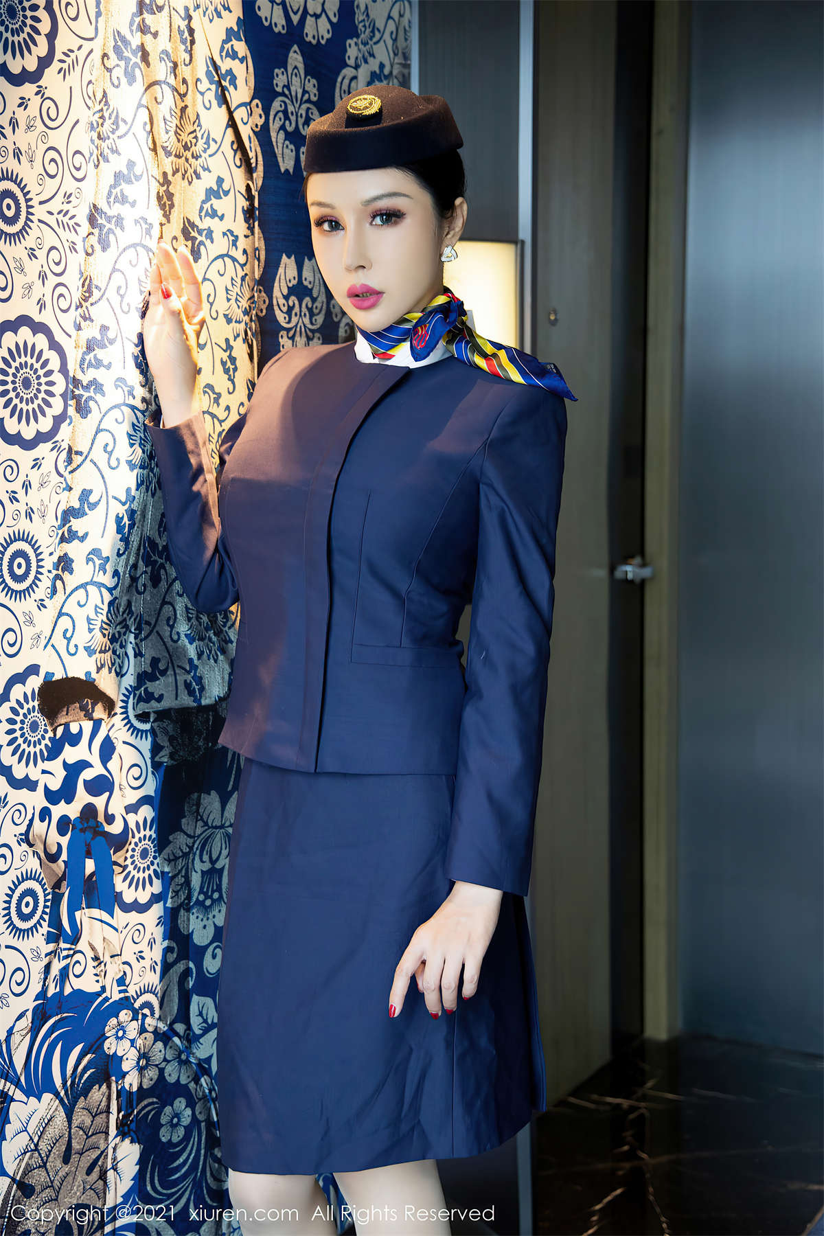 Xiuren秀人网 2021.10.12 NO.4050 田冰冰-日更街拍