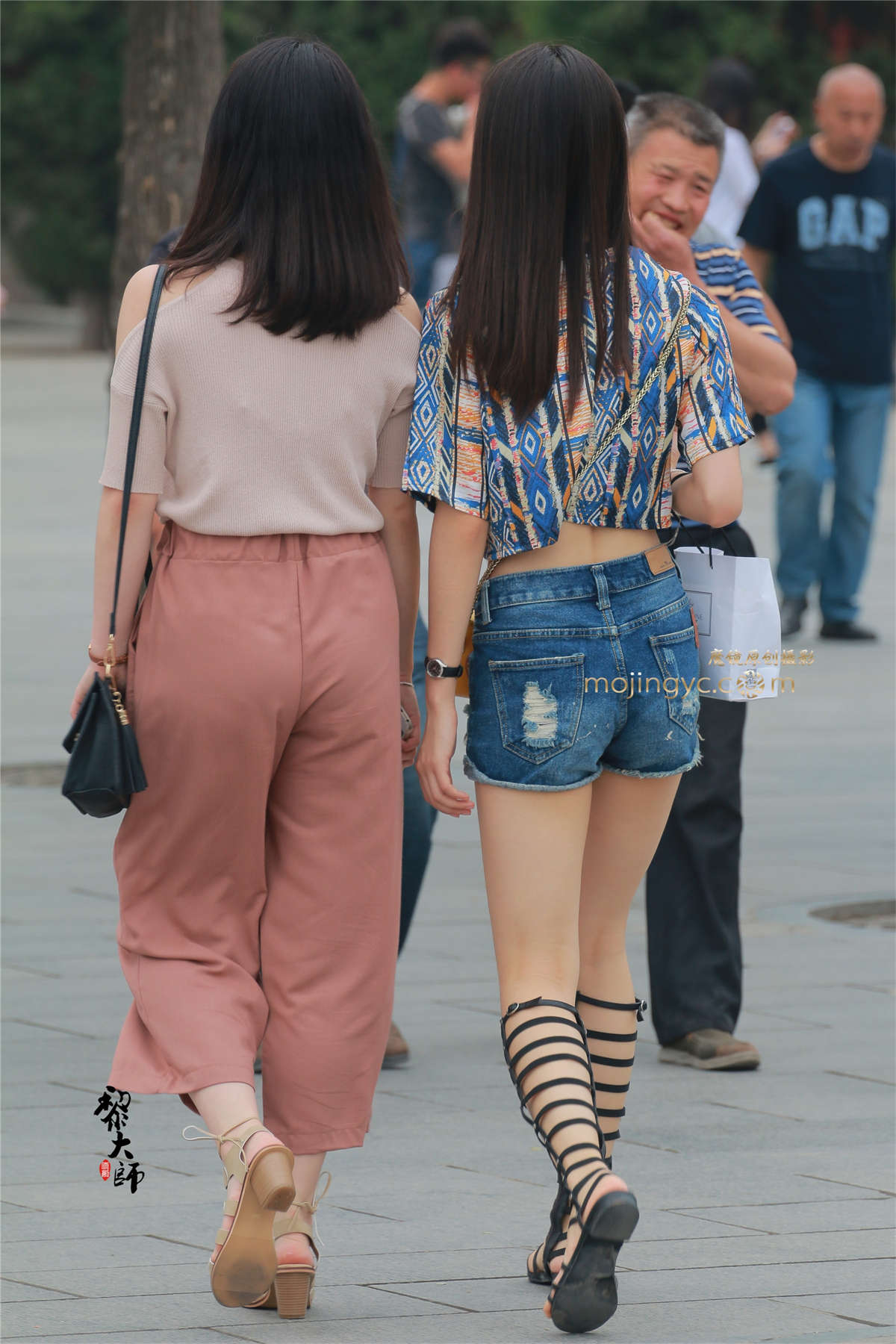 图片[2]-露腰时尚小短裤美妞（15P）-日更街拍