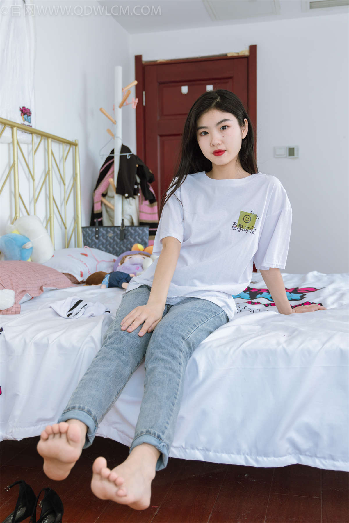 物恋传媒 NO.1103 米米-春日马丁靴-日更街拍