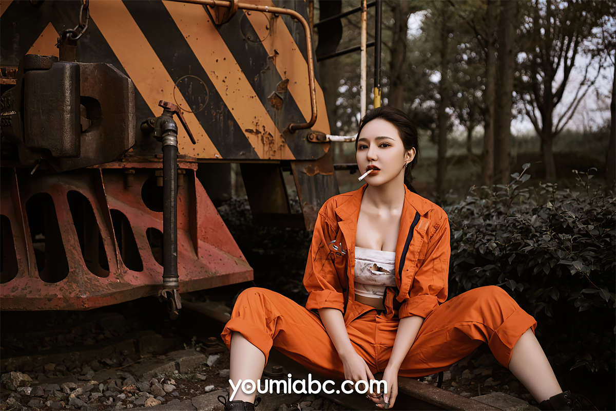 图片[2]-YouMi尤蜜 2021.08.08 火热的维修作业 文静儿-日更街拍