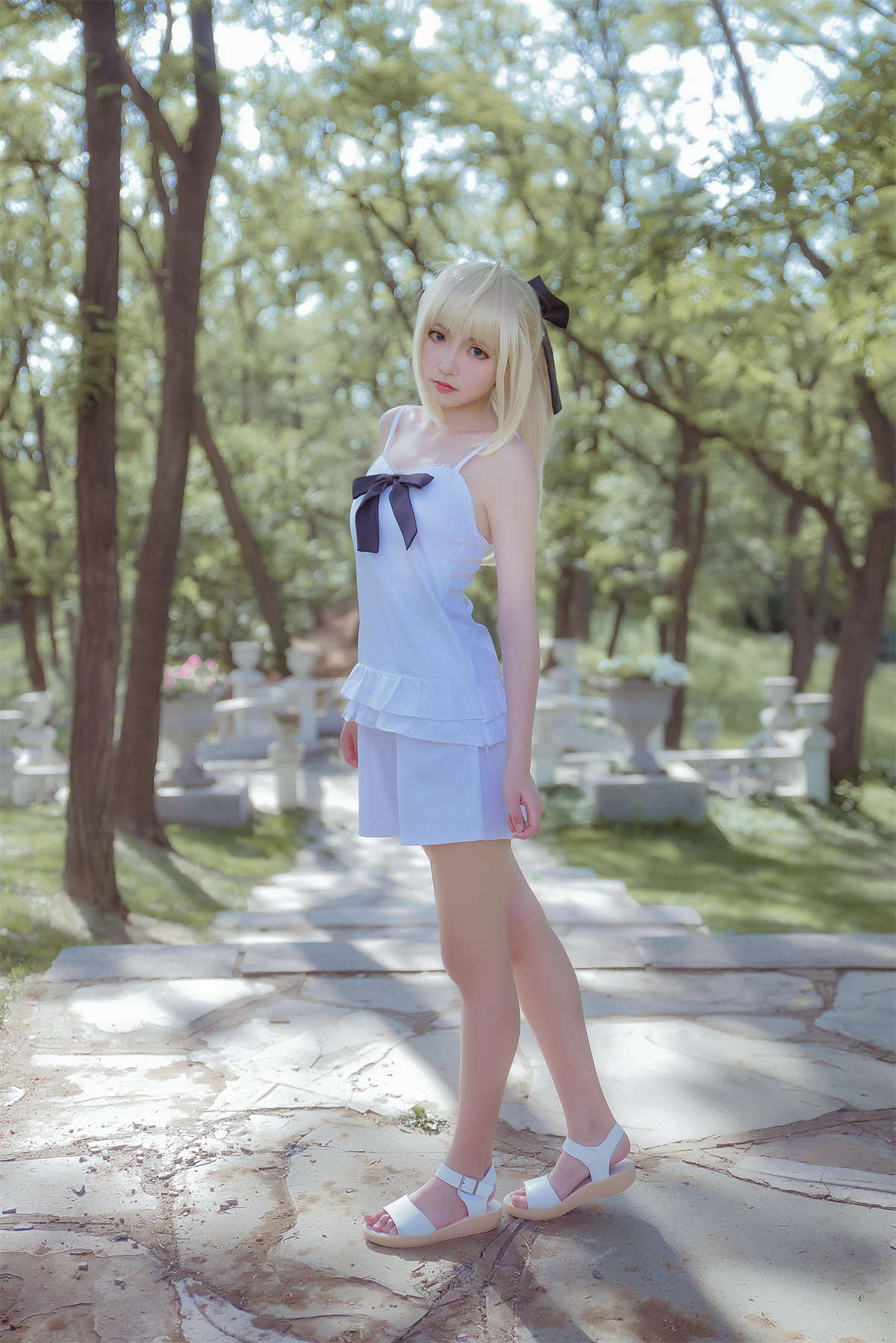 图片[2]-这个泡泡就是逊啦 阿尔托莉雅sabe-日更街拍