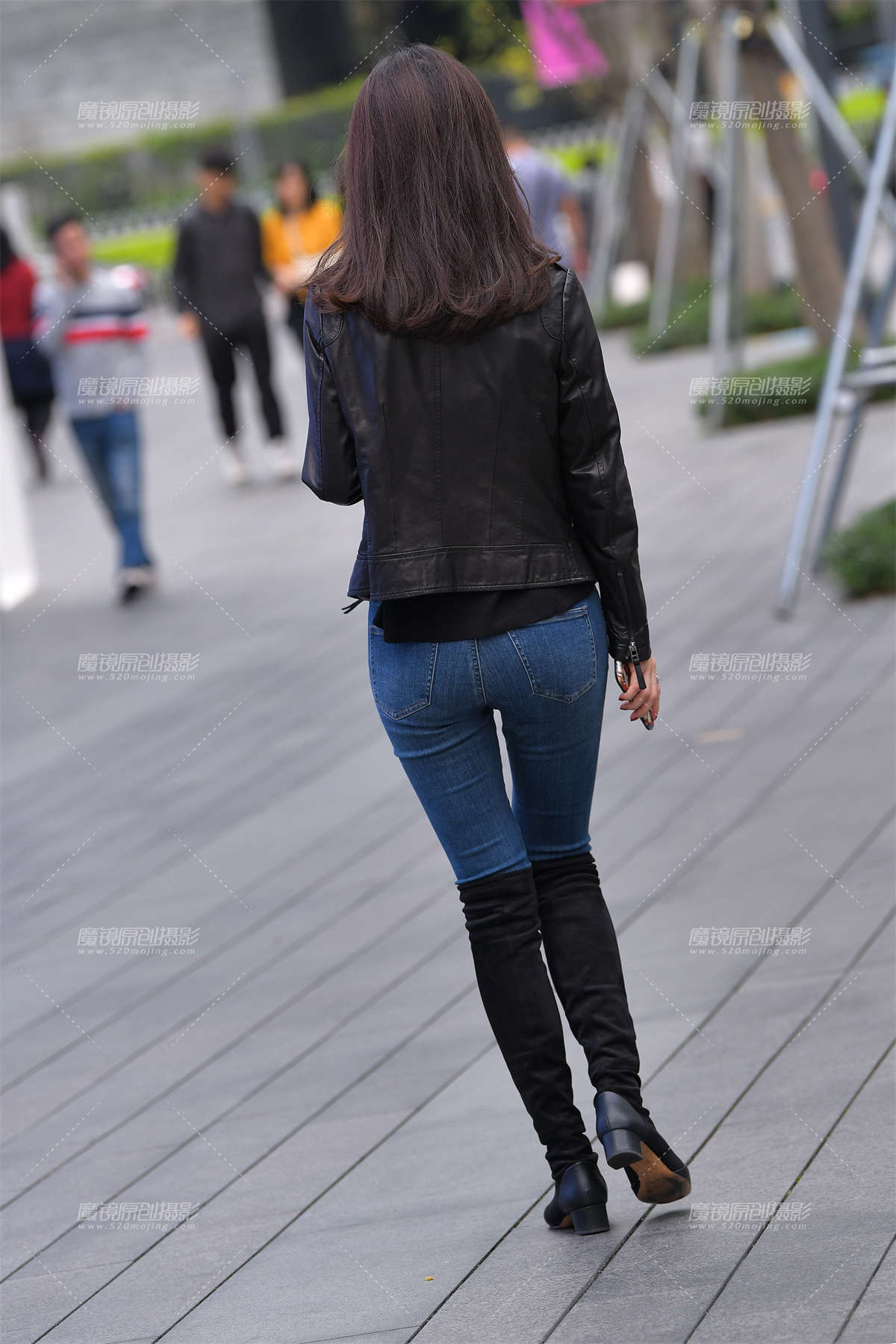 图片[2]-【视觉冲击赛贴】紧牛，美腿，美眉-日更街拍