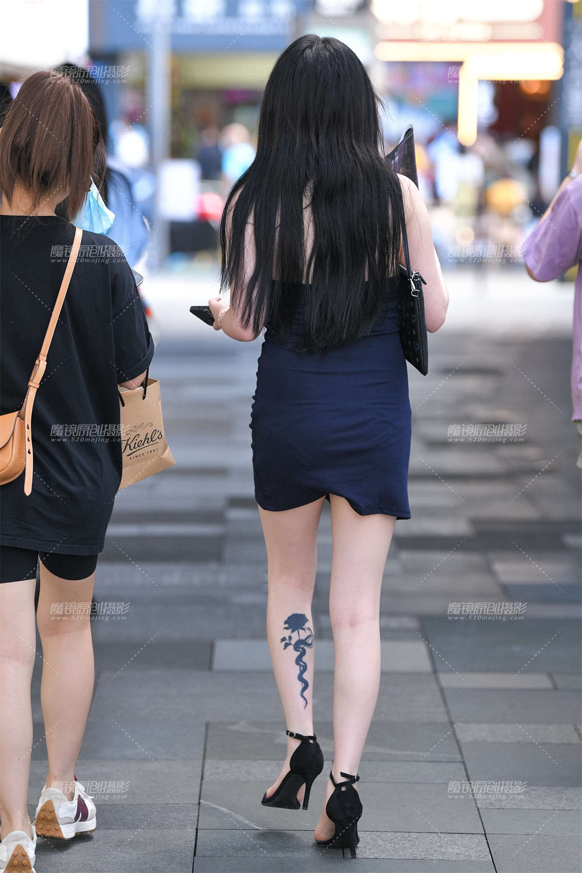 图片[2]-短裙高跟凉鞋-日更街拍