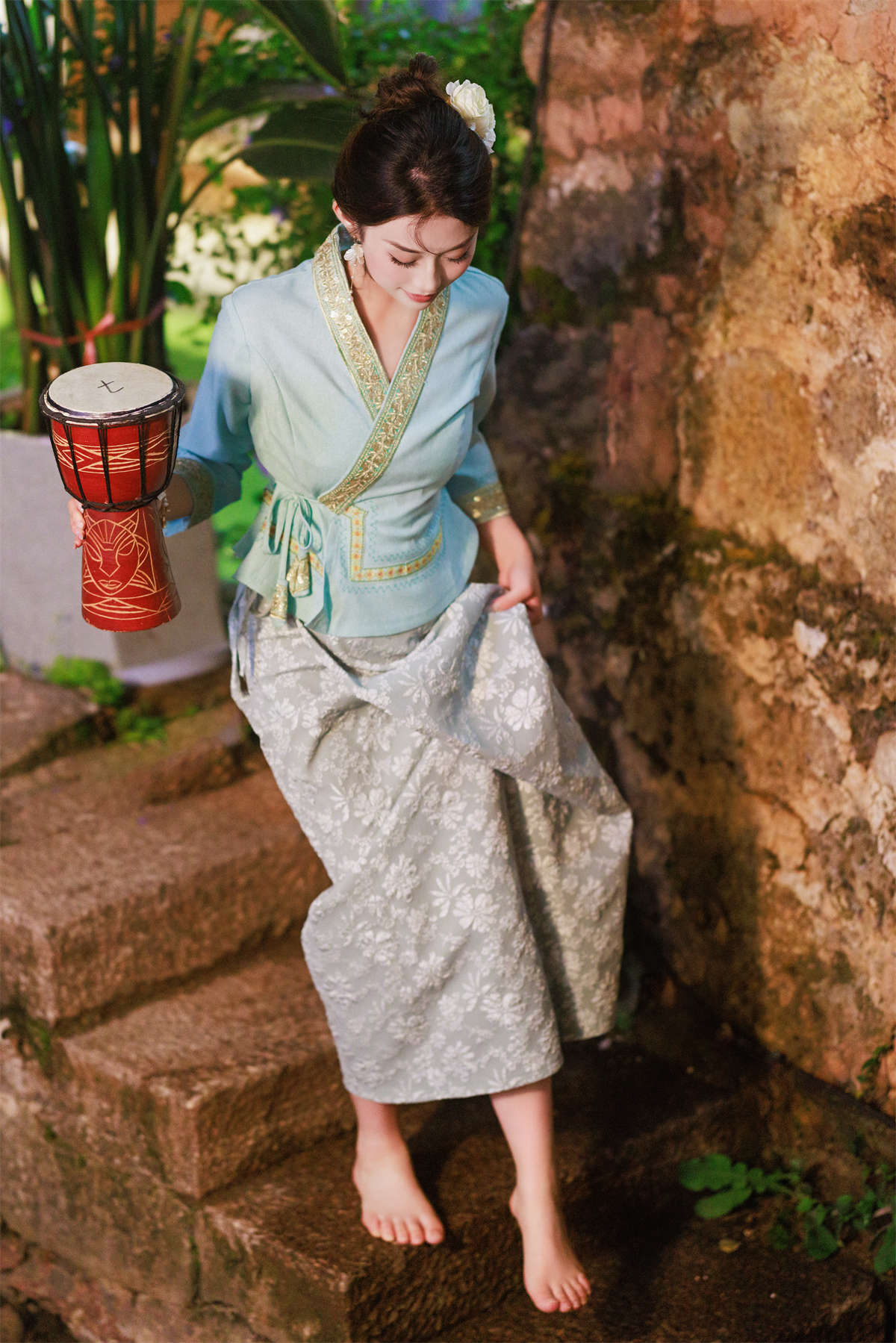 YITUYU艺图语 2023.08.14 傣族女孩 裴同学插图1