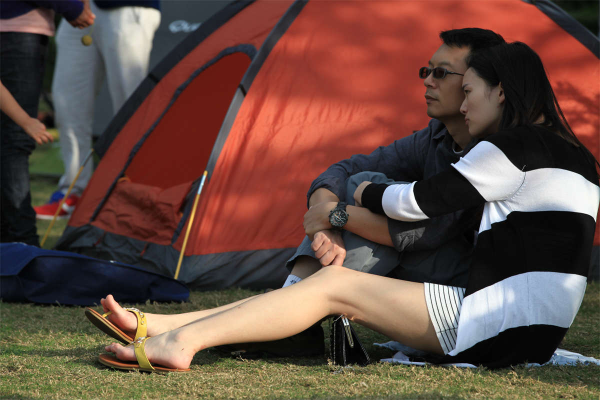 图片[2]-踏青公园街拍系列No.292 Canon5D草地系列-日更街拍