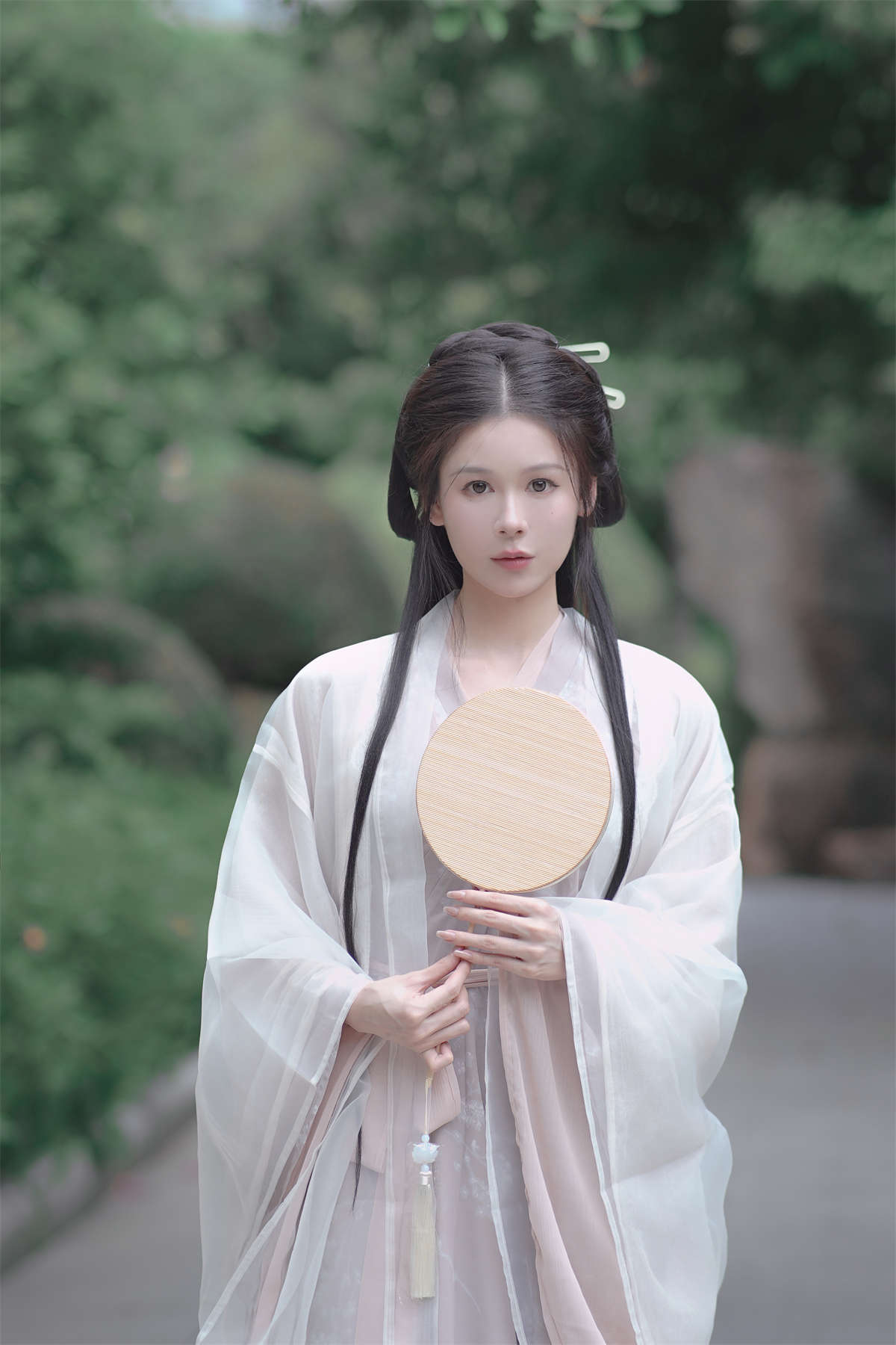 YITUYU艺图语 2023.08.14 寂静许清欢 亦亦插图1