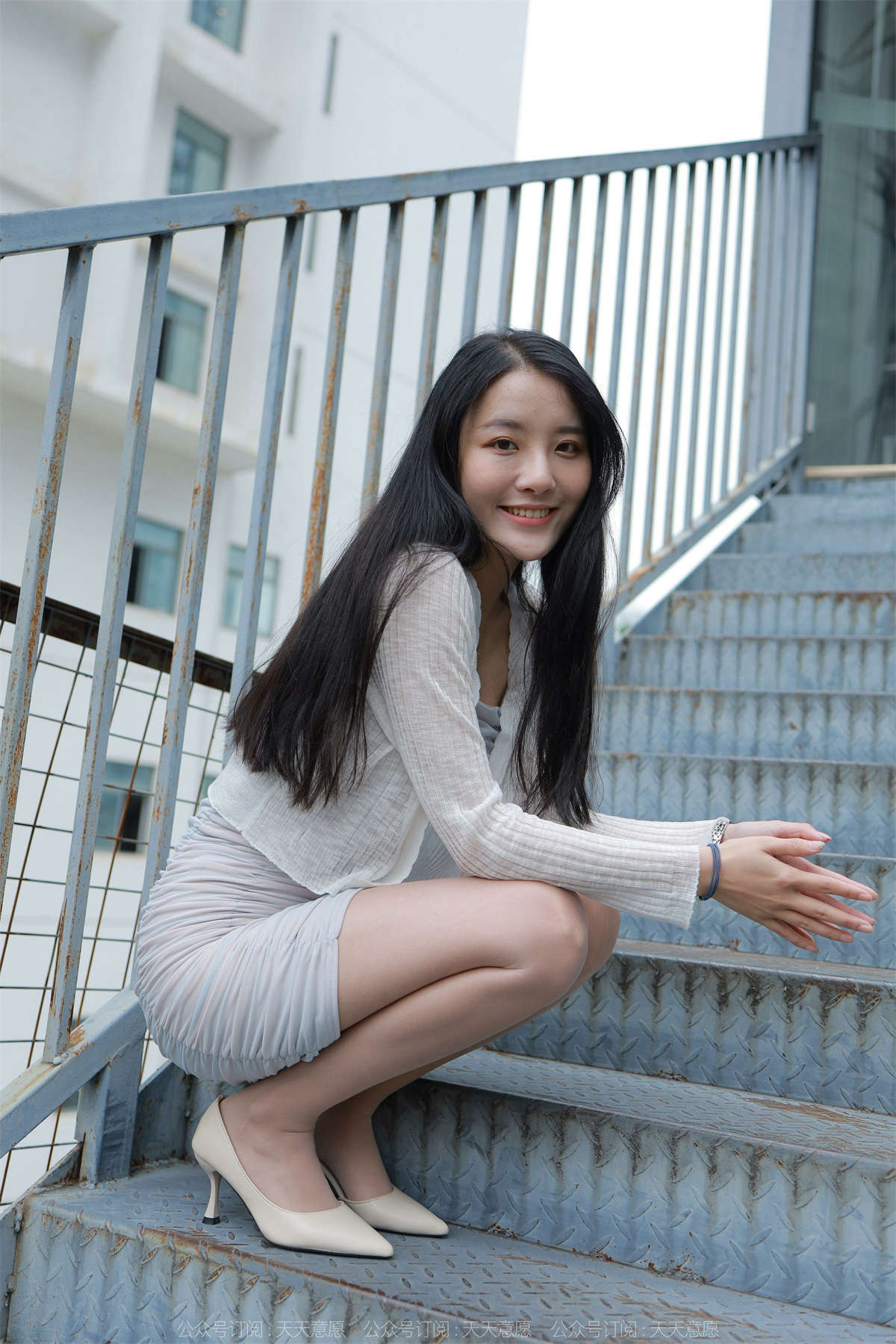 IESS异思趣向 2022.06.01 丝享家1104：婉萍 白色恋人-日更街拍