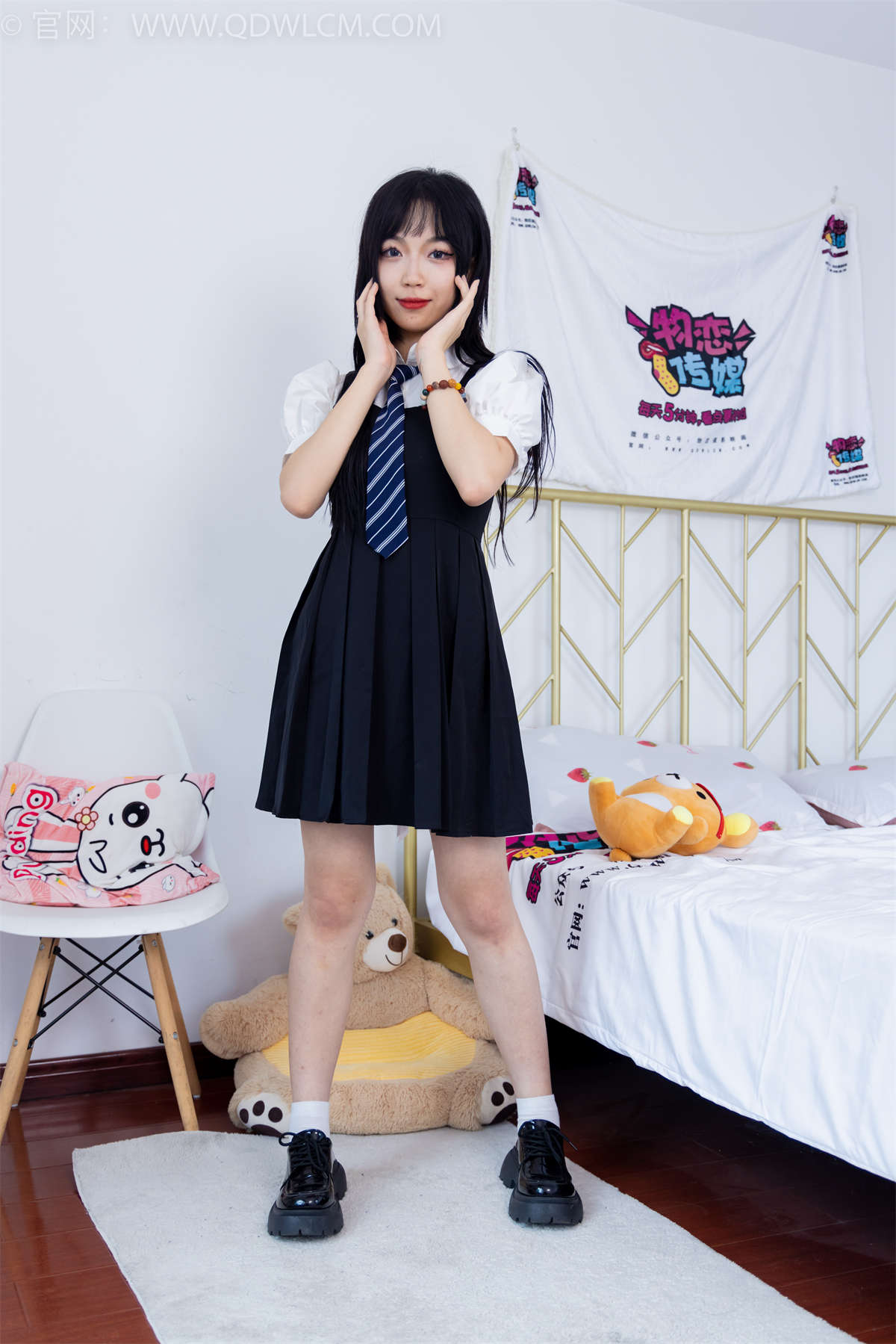 物恋传媒 NO.1458 莎莎-新人驾到-日更街拍