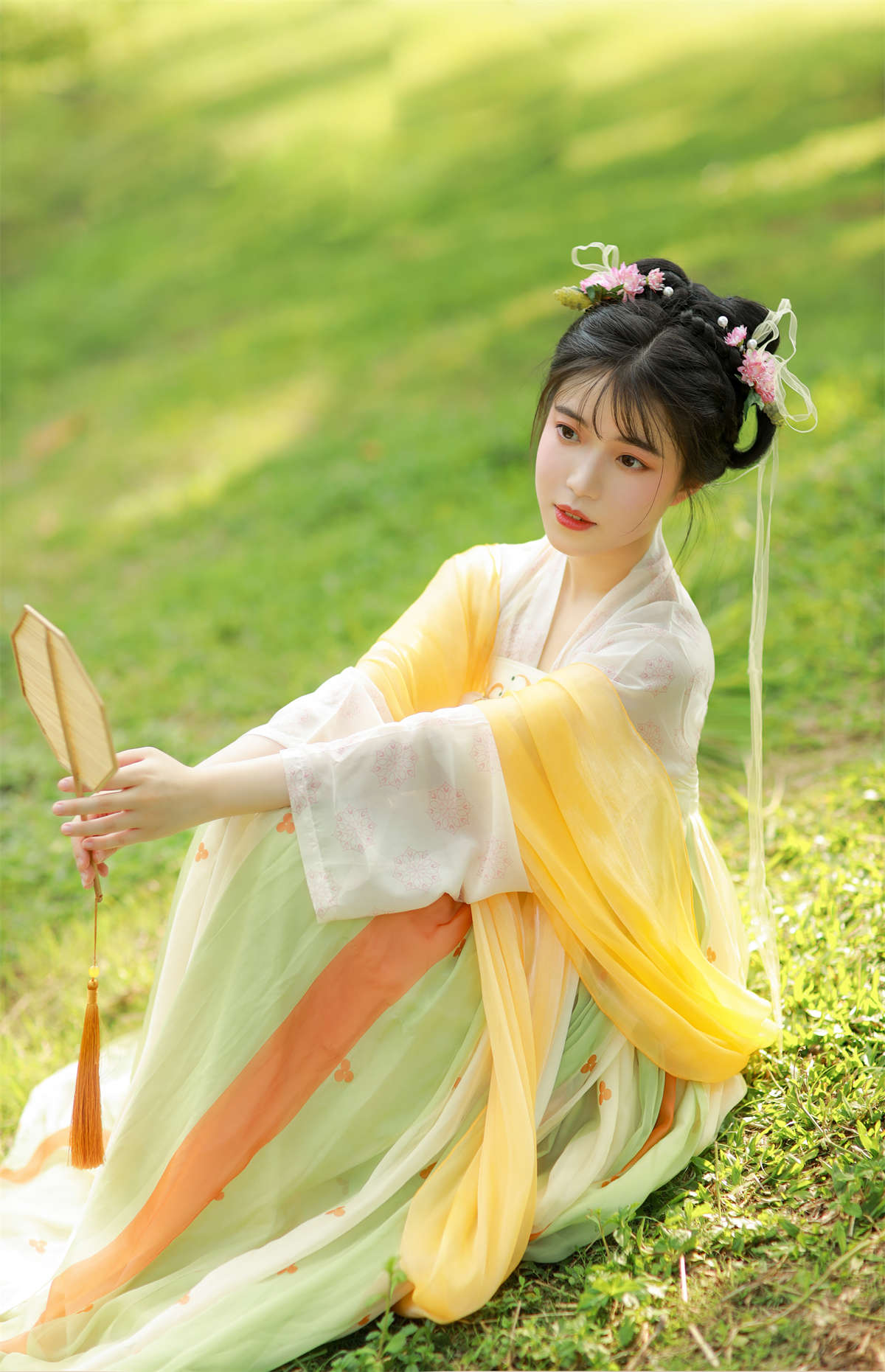YITUYU艺图语 2022.06.11 夏日少女 我超白_-日更街拍