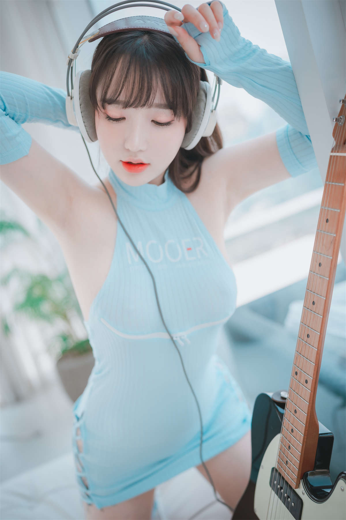 [DJAWA] Yeeun – Ms. Slowhand-日更街拍