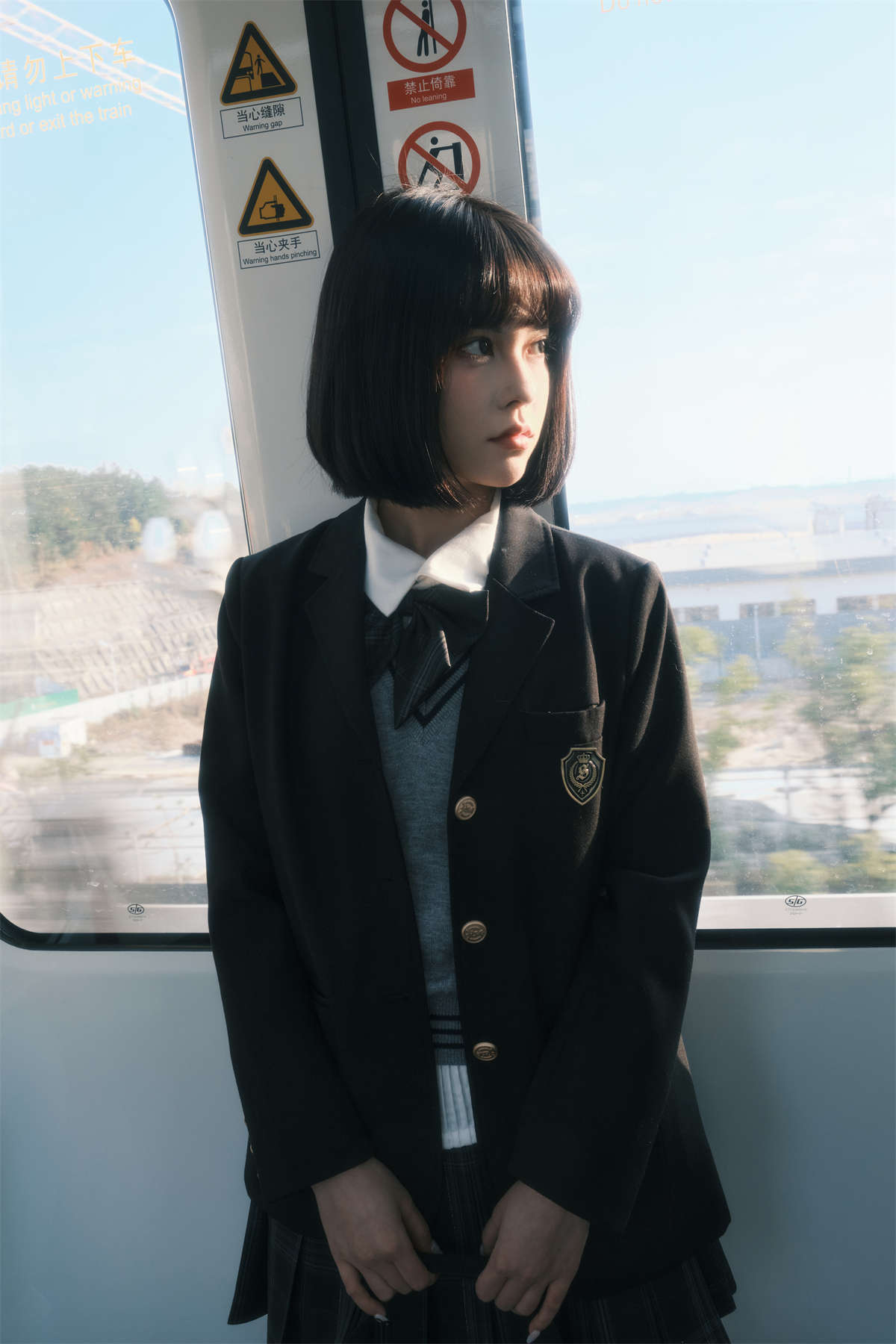 YITUYU艺图语 2025.03.05 地铁少女 悲伤薯条555插图1