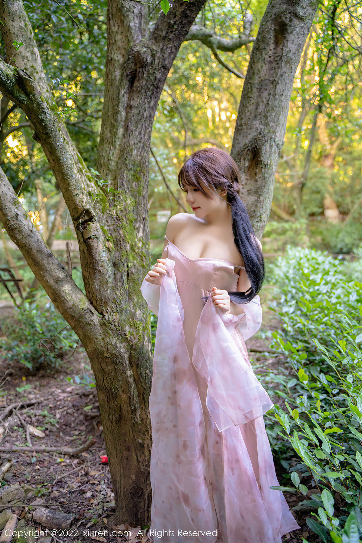 Xiuren秀人网 2022.10.11 NO.5690 婠婠么-日更街拍