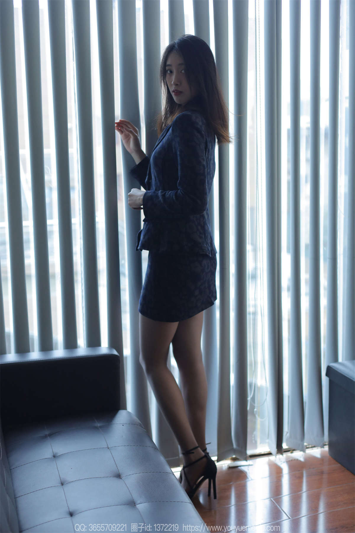 图片[2]-IESS异思趣向 2024.02.12 丝享家1662：小九 诱人灰色-日更街拍