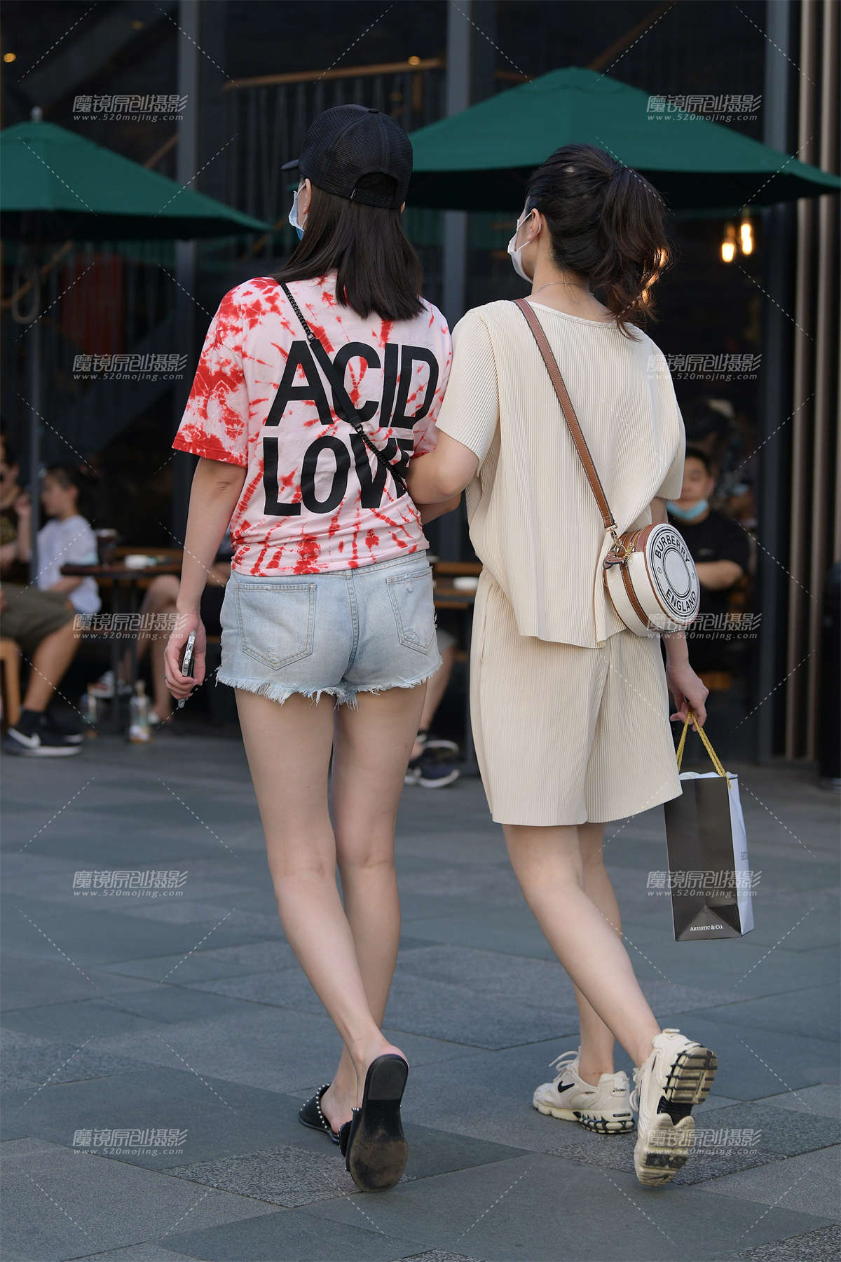 图片[2]-大长腿热裤-日更街拍