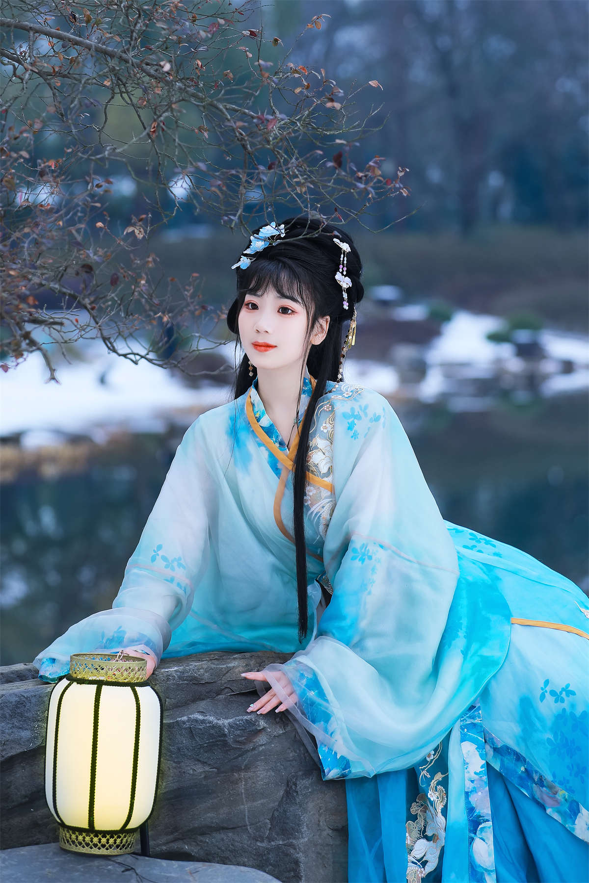 YITUYU艺图语 2025.03.05 寒江雪 周周Ay-日更街拍