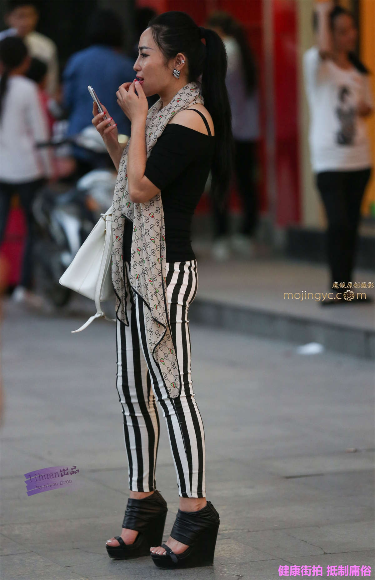 李欢原创-熟女，条纹裤（19P）-日更街拍