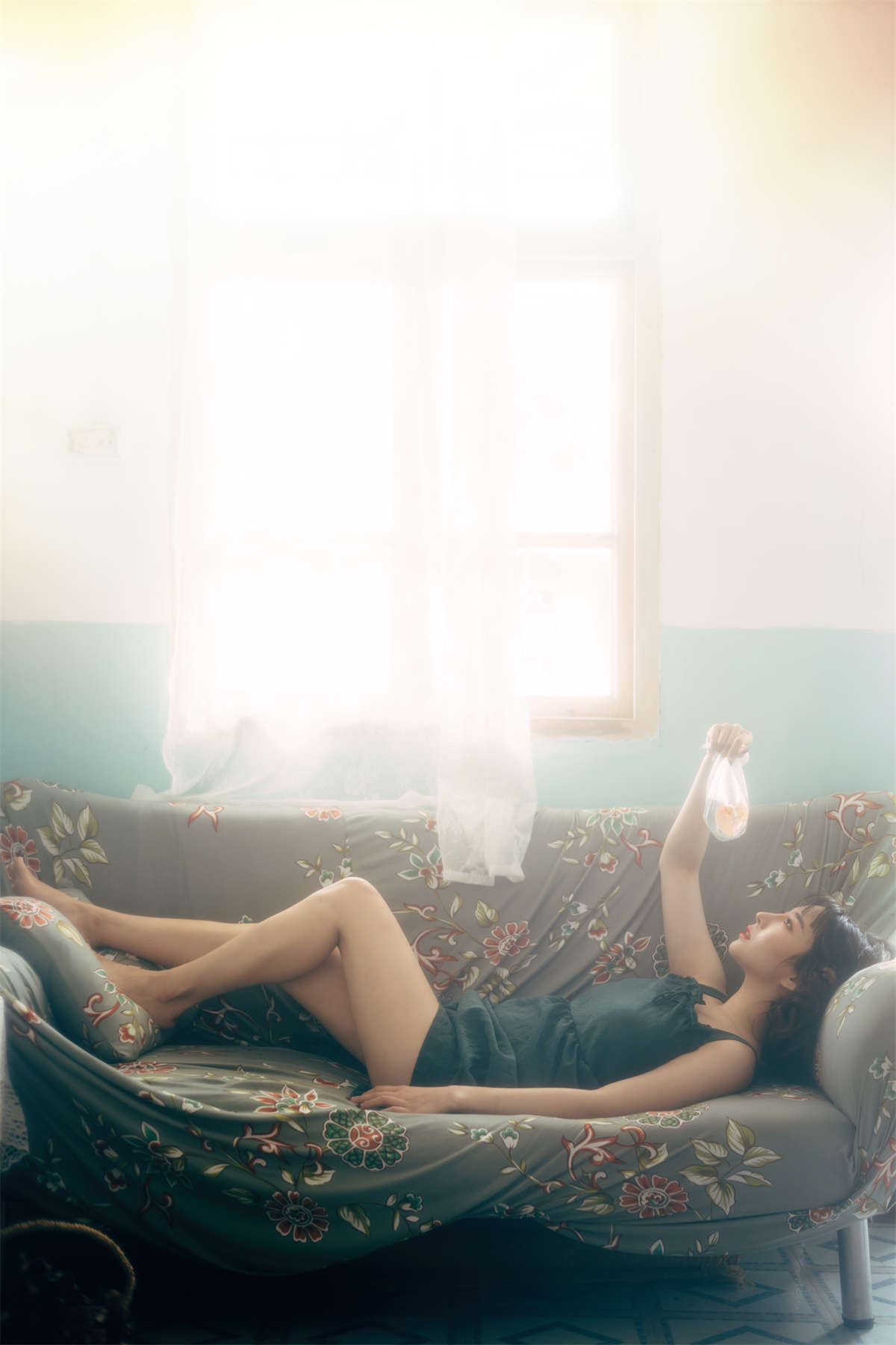 YITUYU艺图语 2023.05.11 大嫂与金鱼 鲨鲨插图1