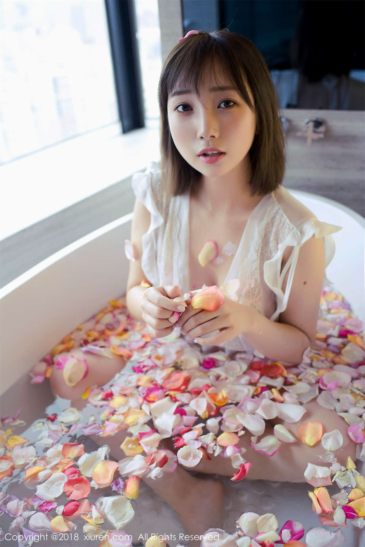 图片[2]-Xiuren秀人网 2018.04.16 NO.981 枝恩-日更街拍