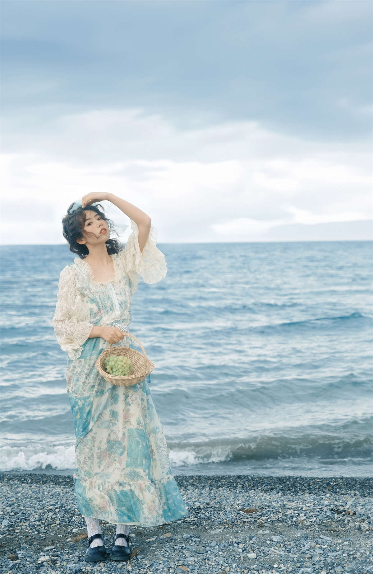 YITUYU艺图语 2025.03.05 赛里木湖 祝勺子-日更街拍