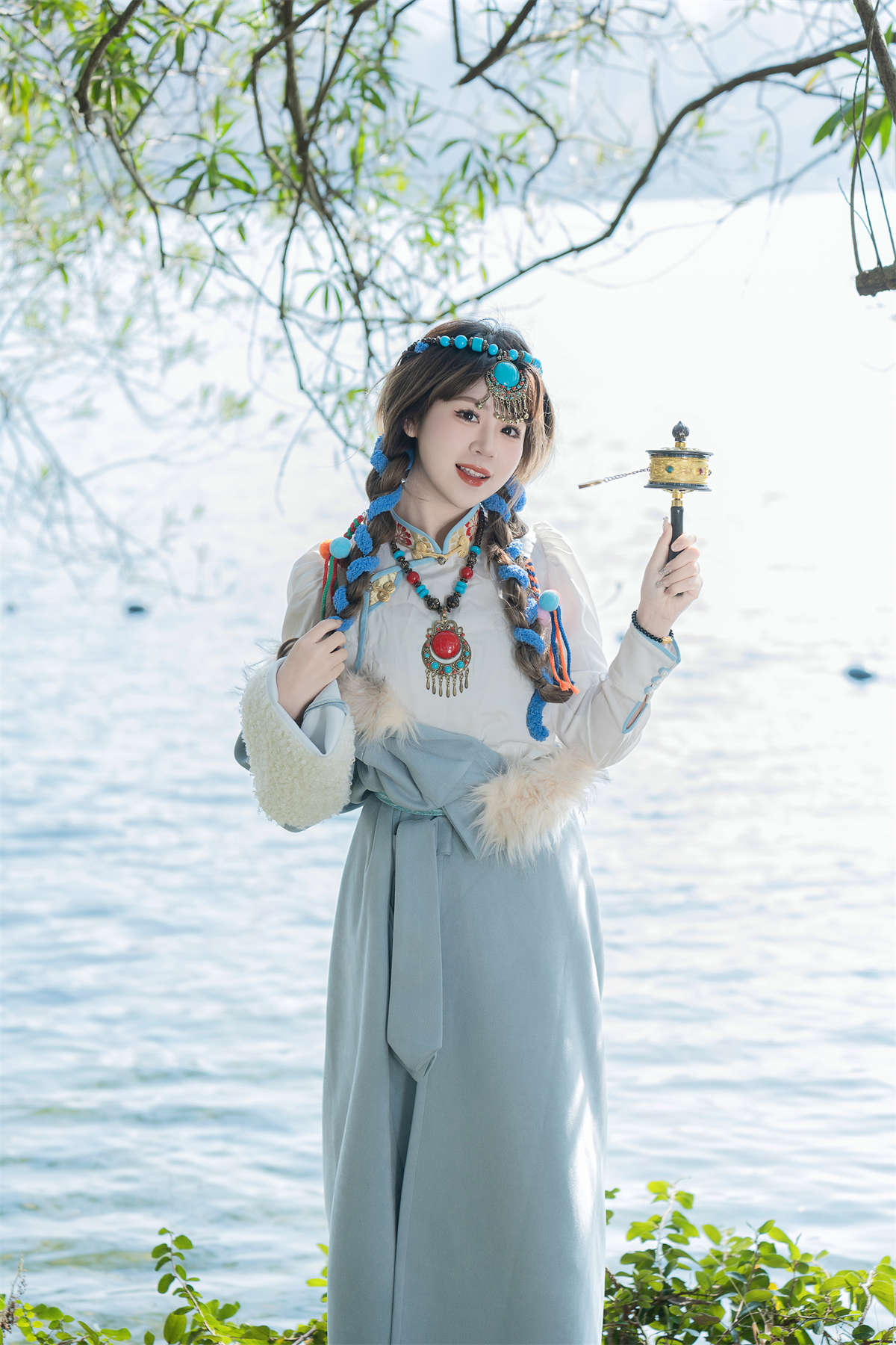 YITUYU艺图语 2024.02.01 蓝色 泡芙小方插图1