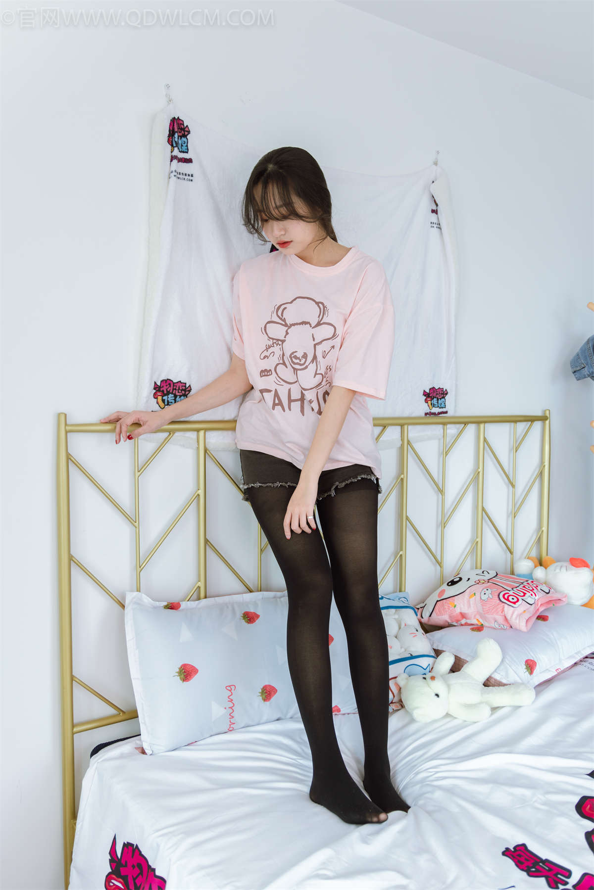 物恋传媒 NO.1115 小敏-冬日的遥望-日更街拍