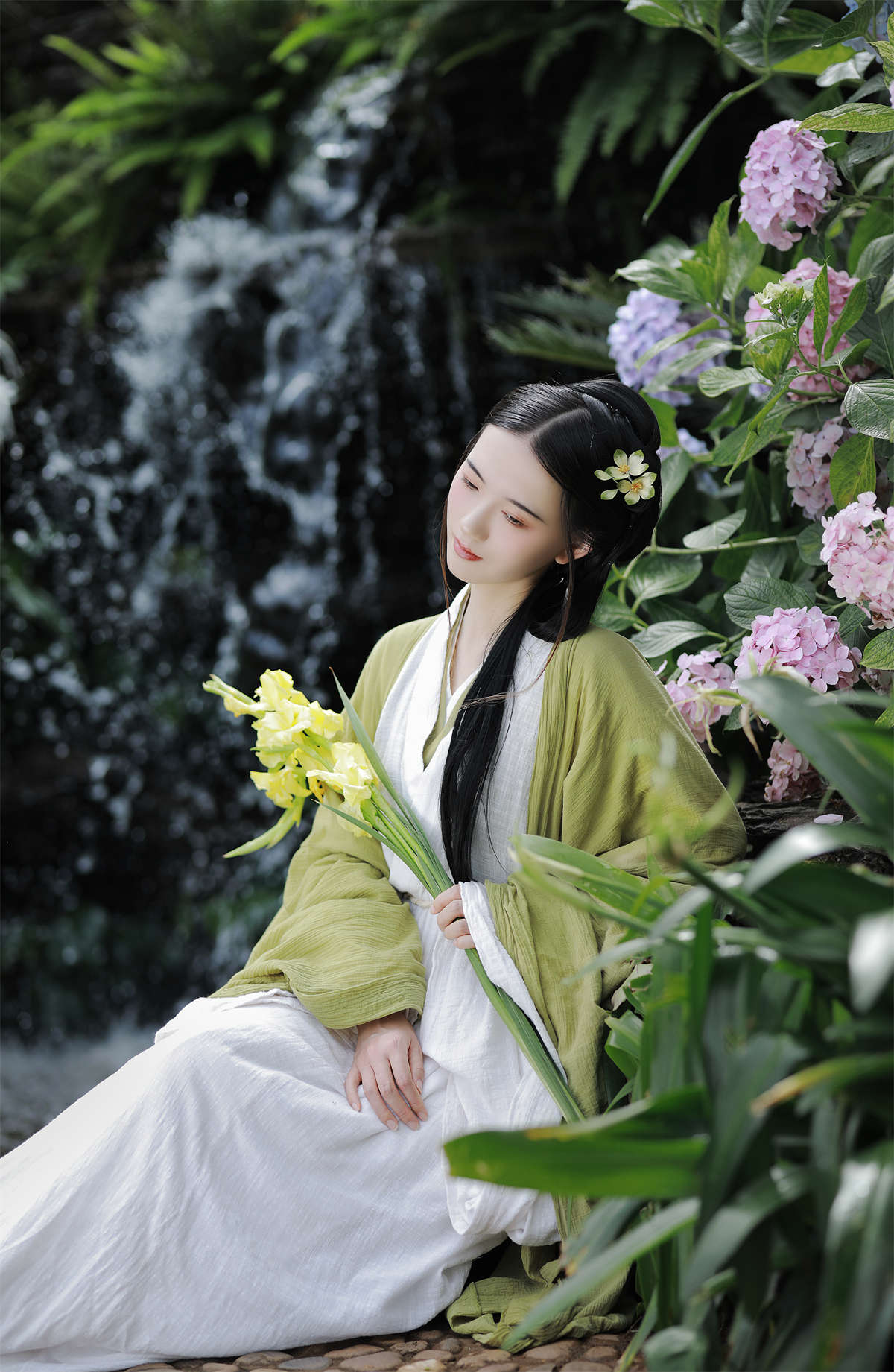 YITUYU艺图语 2022.08.01 碧玉 Z插图1