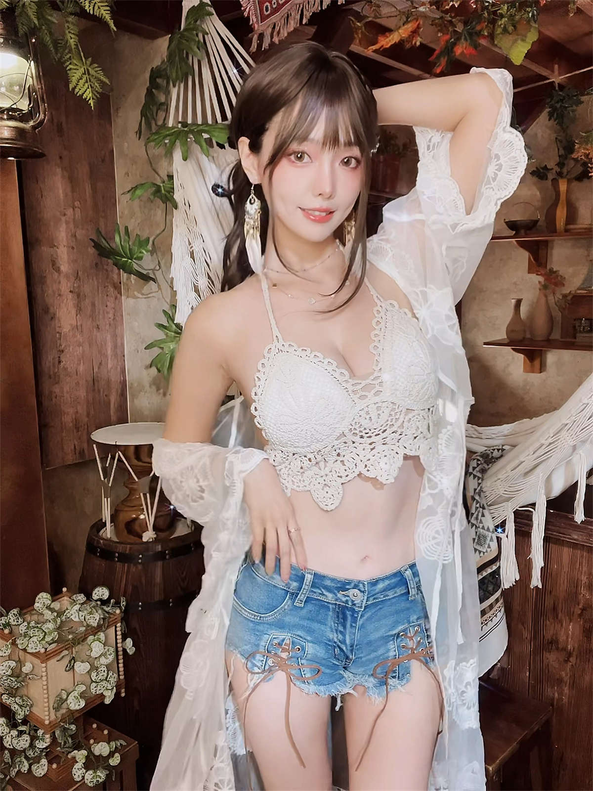 Ely_eee(ElyEE子) Secret Treehouse Escape-日更街拍