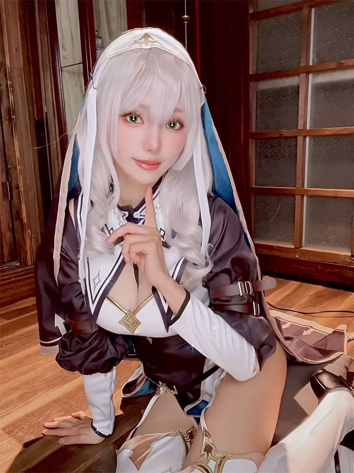 Ely_eee(ElyEE子) Shirogane noel~Nun-日更街拍