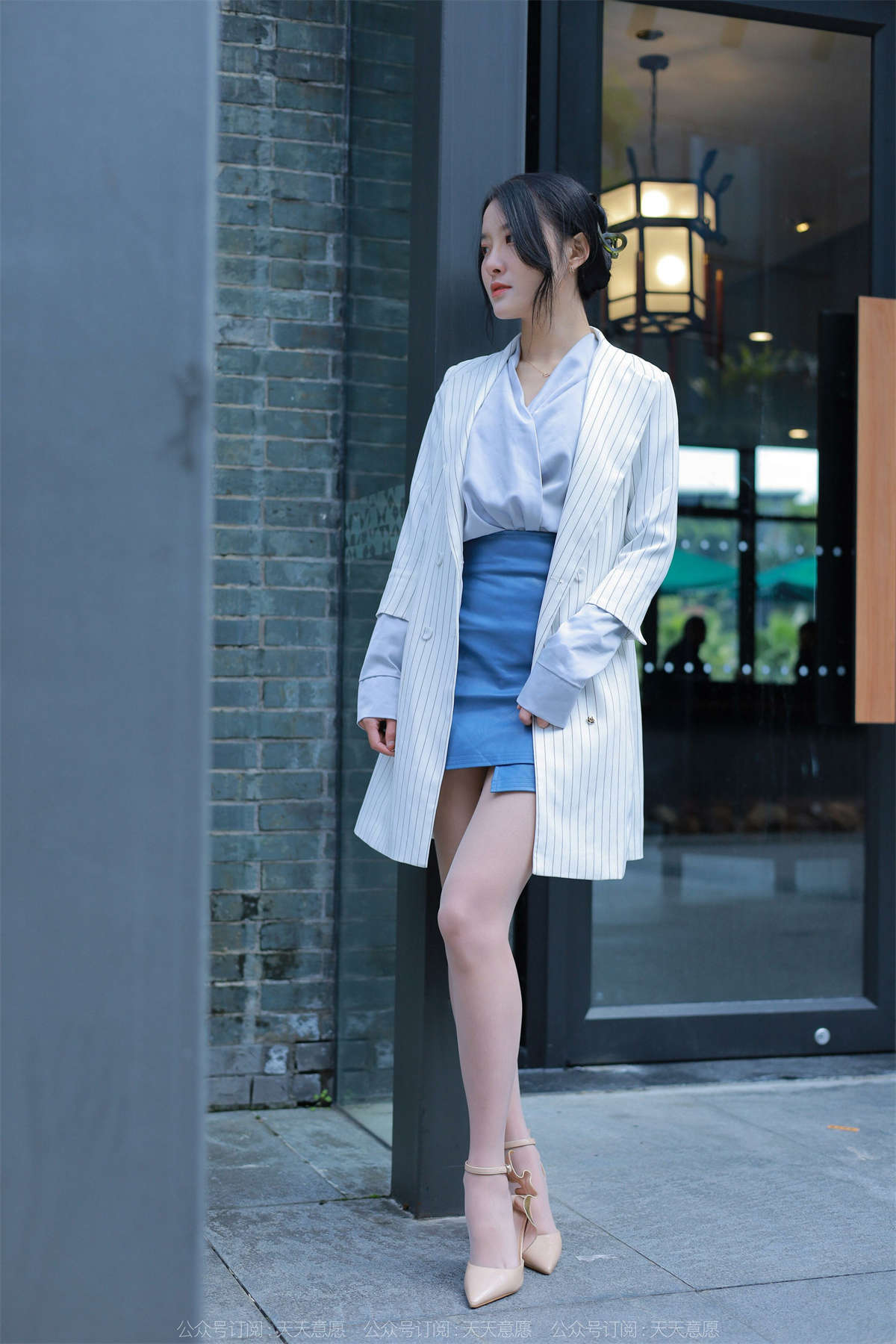 图片[2]-IESS异思趣向 2022.04.16 丝享家1061：婉萍 蓝衣女神-日更街拍